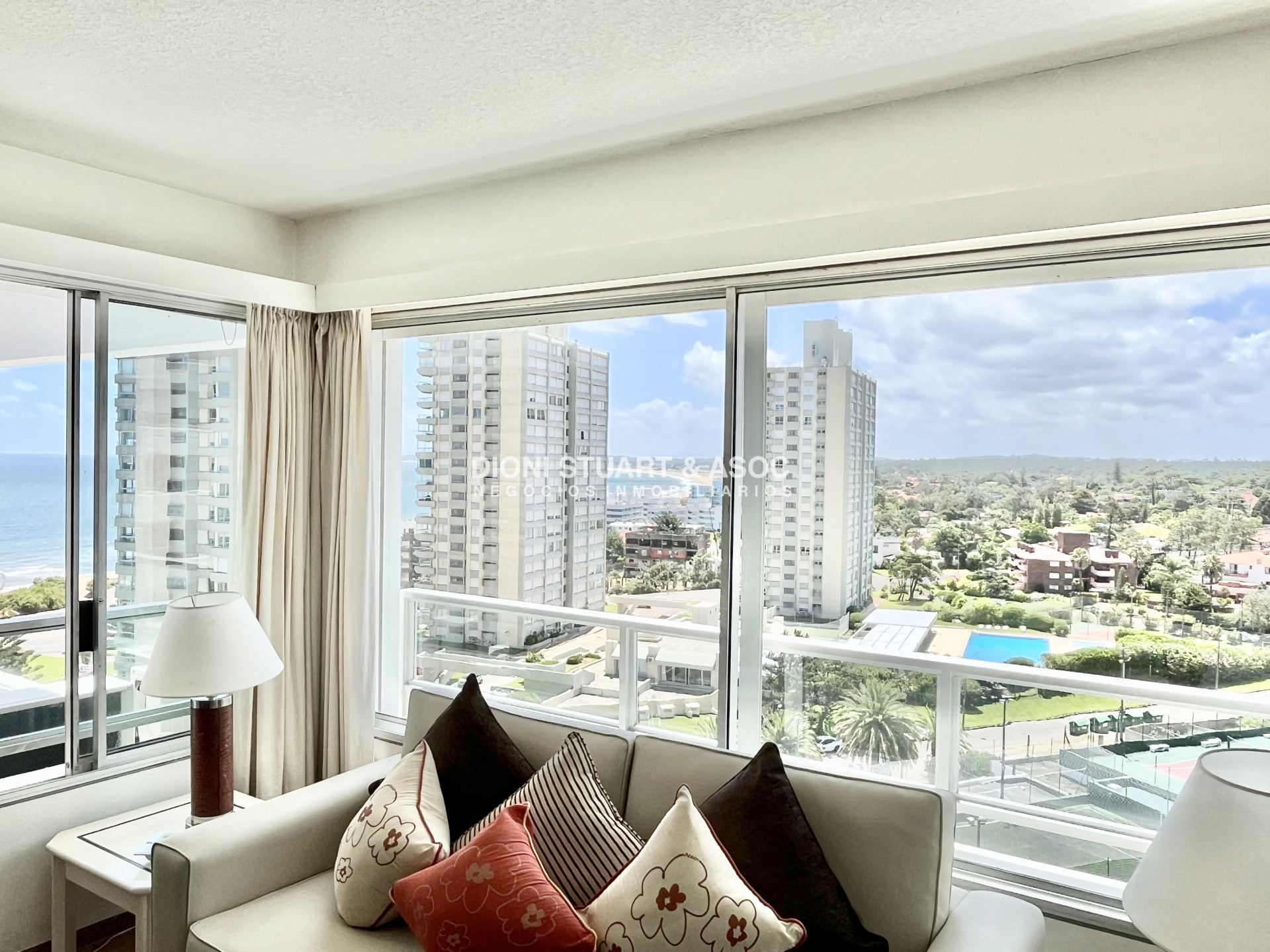 Apartamento ID.591 - Alquiler de Temporada - Lincoln Center - 2 Dormitorios + Dependencia - Todos los Amenities