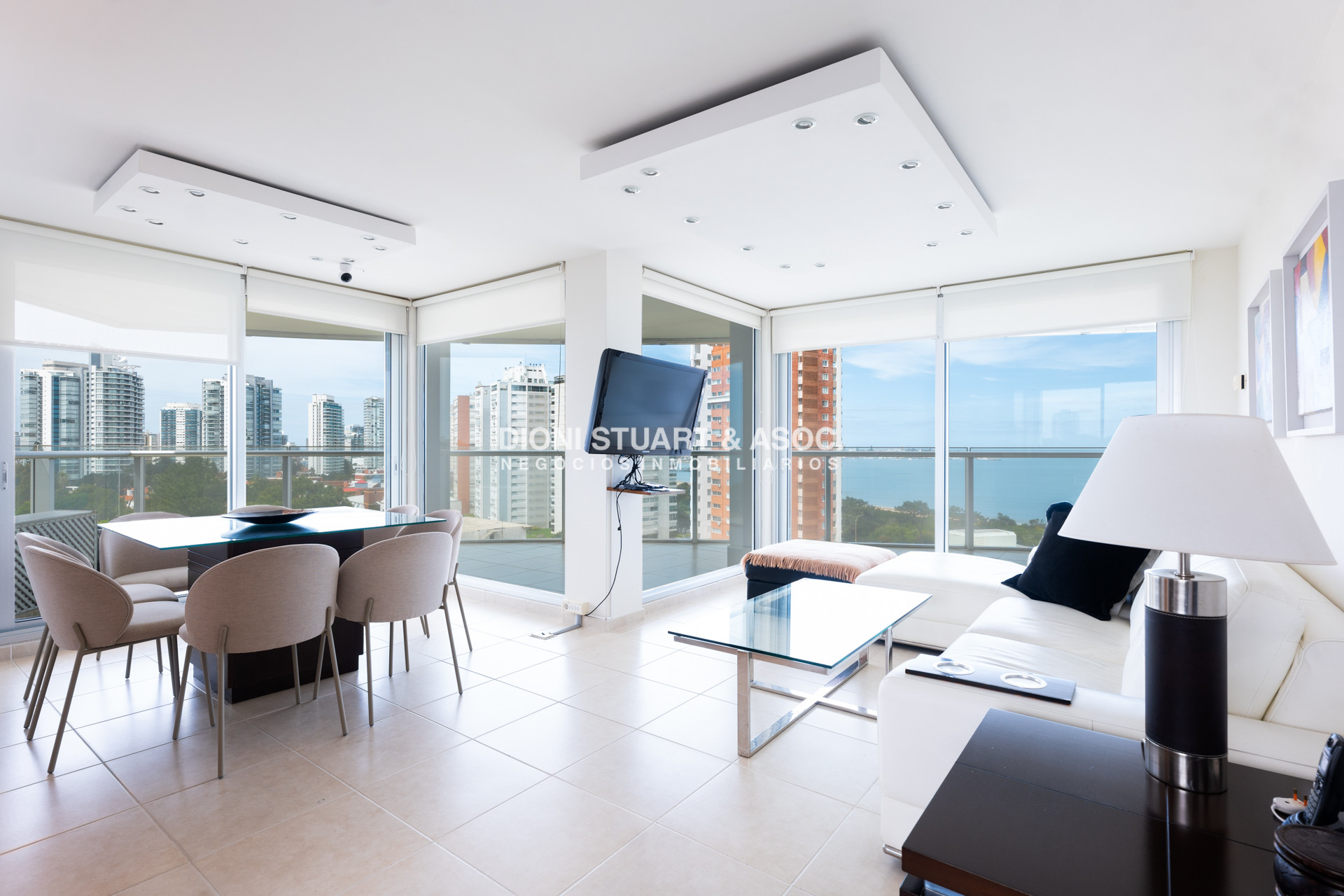 Apartamento ID.790 - Apartamento en Venta - 3 Dormitorios en Suite - Sea & Forest - Playa Mansa