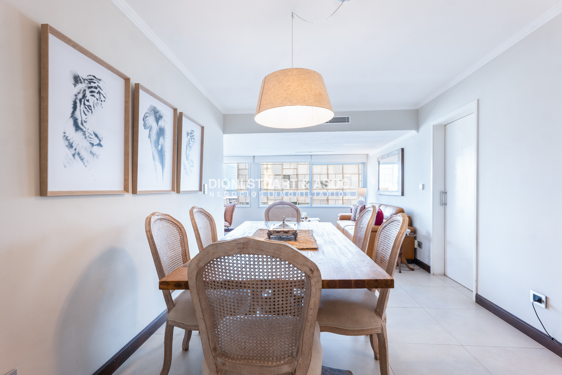 Apartamento ID.962 - APARTAMENTO EN VENTA 2 DORMITORIOS RECICLADO EN EDIFICIO VAN GOOGH - PENINSULA PUNTA DEL ESTE