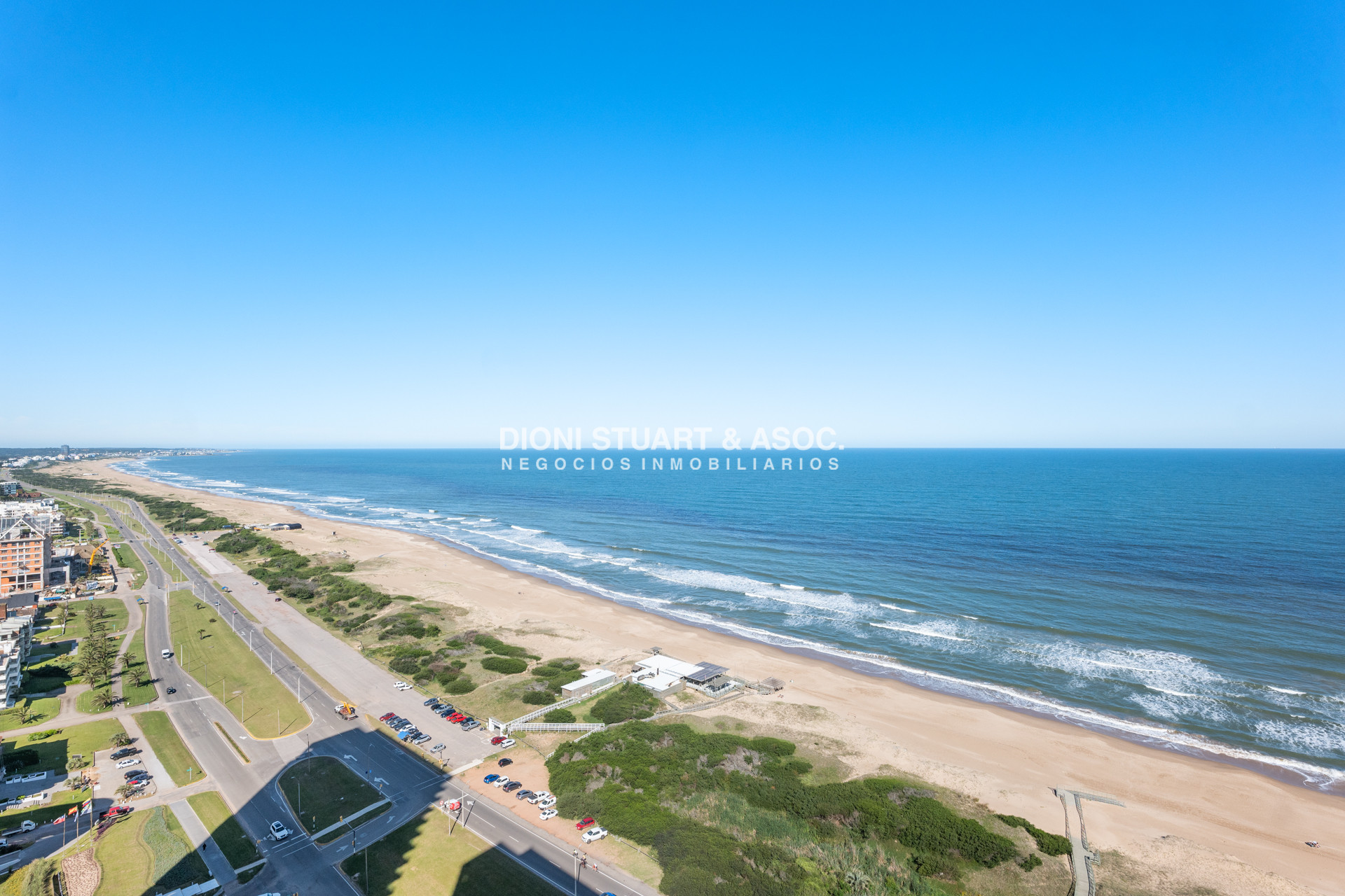 Apartamento ID.829 - DEPARTAMENTO EN VENTA EN LE PARC III UNIFICADO - IMPONENTE