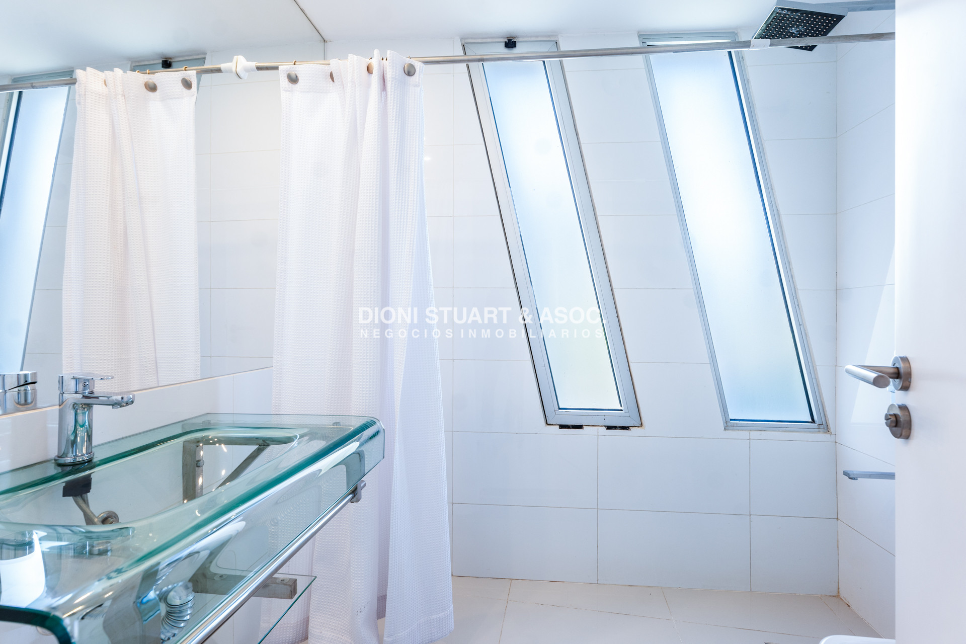 Apartamento ID.852 - Bikini Beach - Apto de 2 Dorm en Suite + Toilette