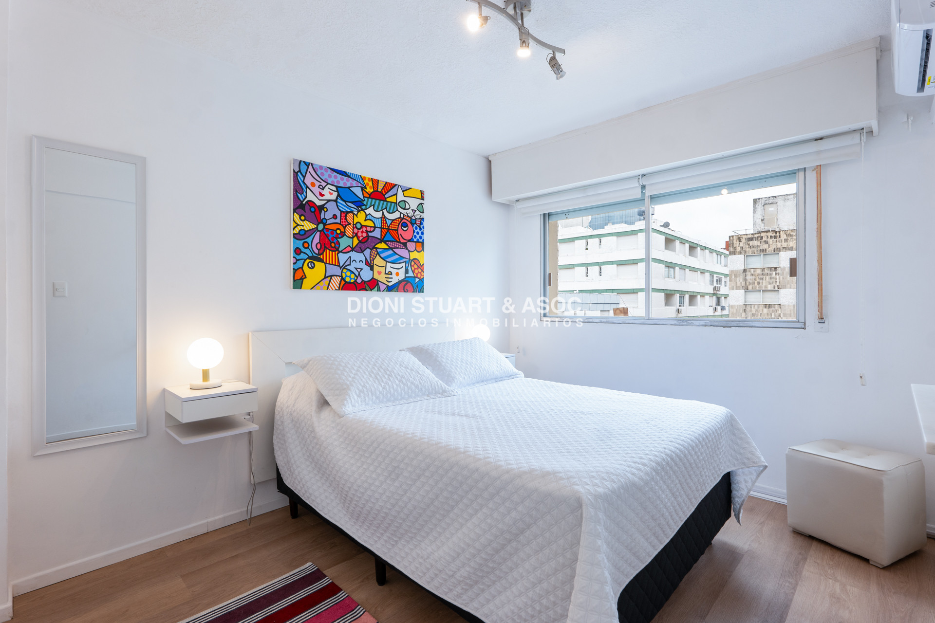 Apartamento ID.987 - APARTAMENTO EN VENTA EN PUNTA DEL ESTE 1 DORMITORIO RECICLADO BAJAS EXPENSAS
