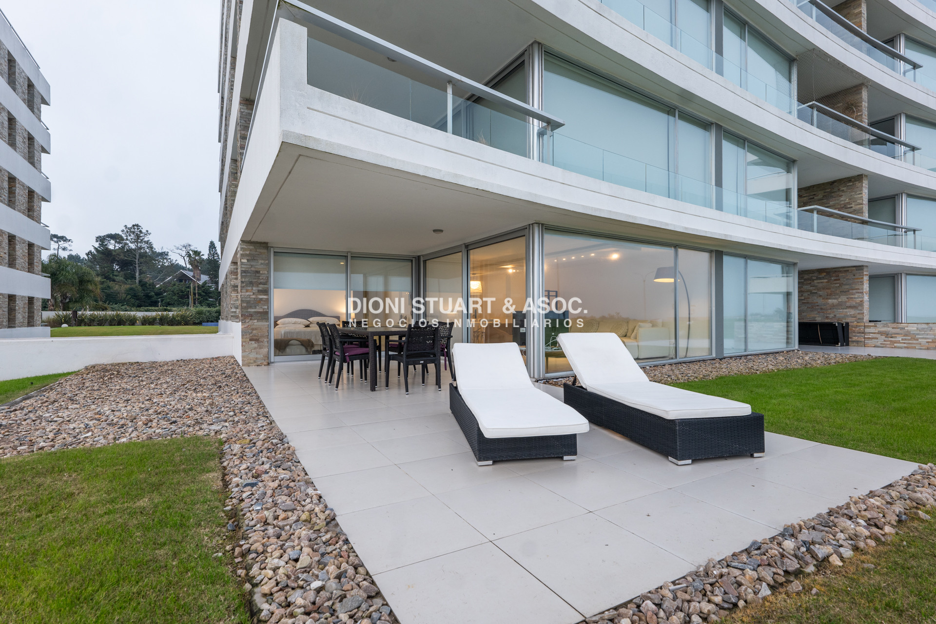 Apartamento ID.1022 - APARTAMENTO EN VENTA - LUMIERE - 3 DORMITORIOS EN SUITE + DEP. SERV - PLAYA MANSA