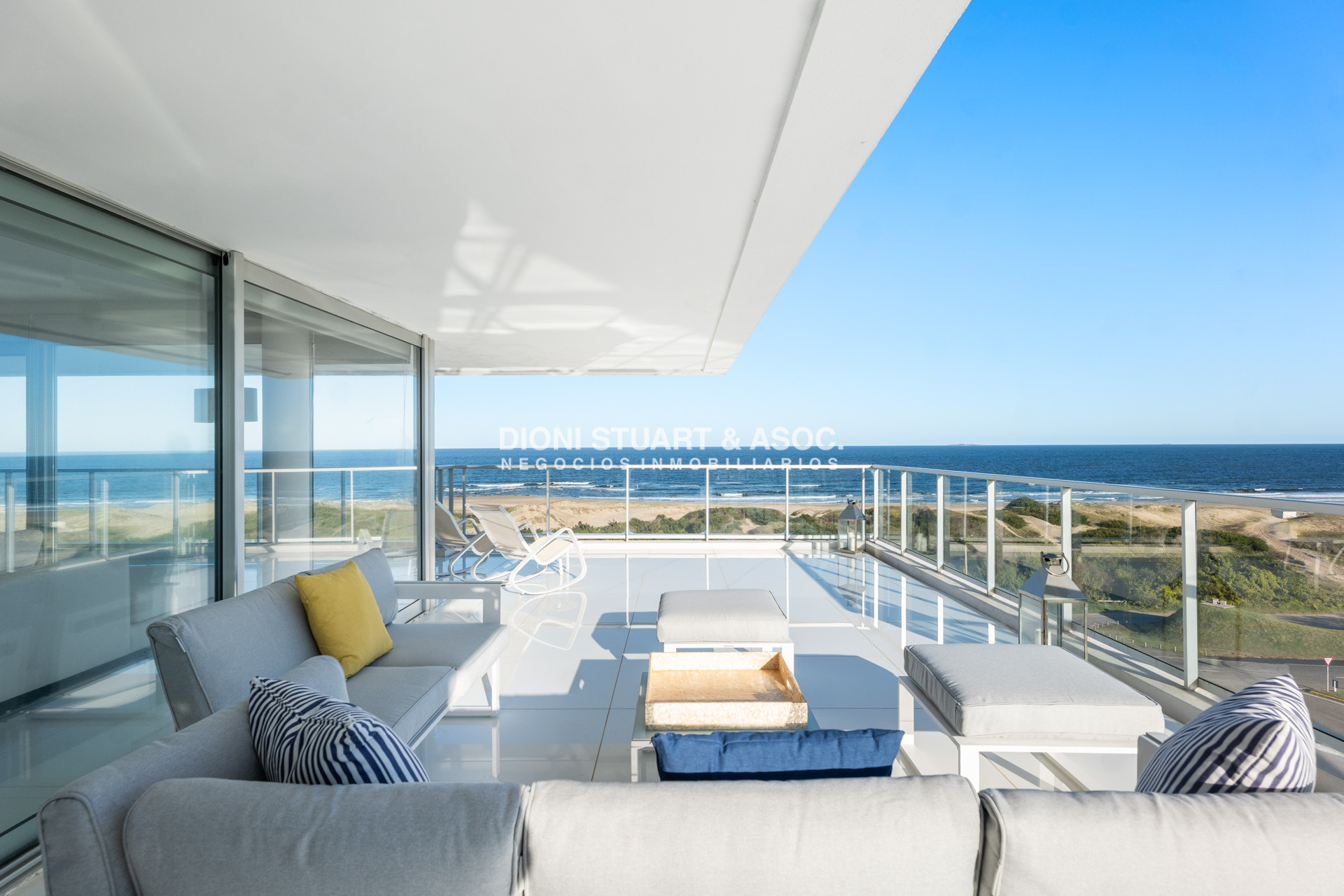 Apartamento ID.989 - MYTHOS PENT HOUSE DUPLEX - 4 SUITES - PLAYA BRAVA PRIMERA LINEA