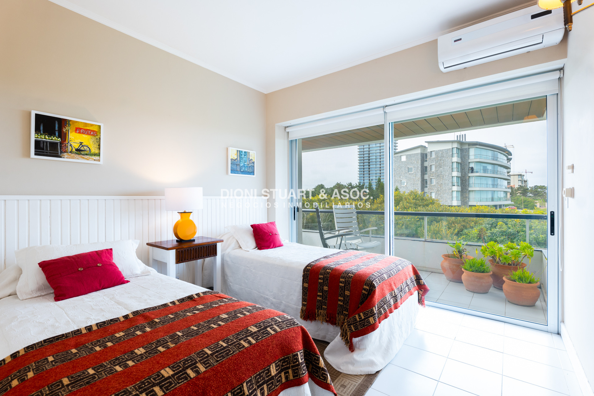 Apartamento ID.759 - APARTAMENTO EN ALQUILER DE TEMPORADA - 4 DORMITORIOS EN SUITE - PLAYA BRAVA