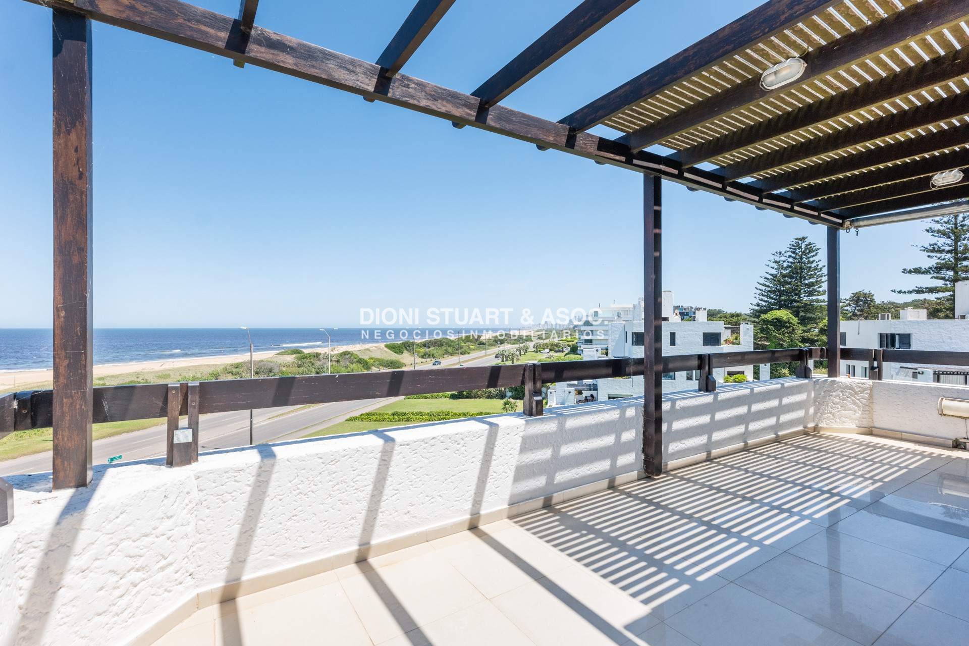 Apartamento ID.823 - Apartamento Frente al Mar Playa Brava - 3 Dormitorios y Dependencia - Dunas del Golf