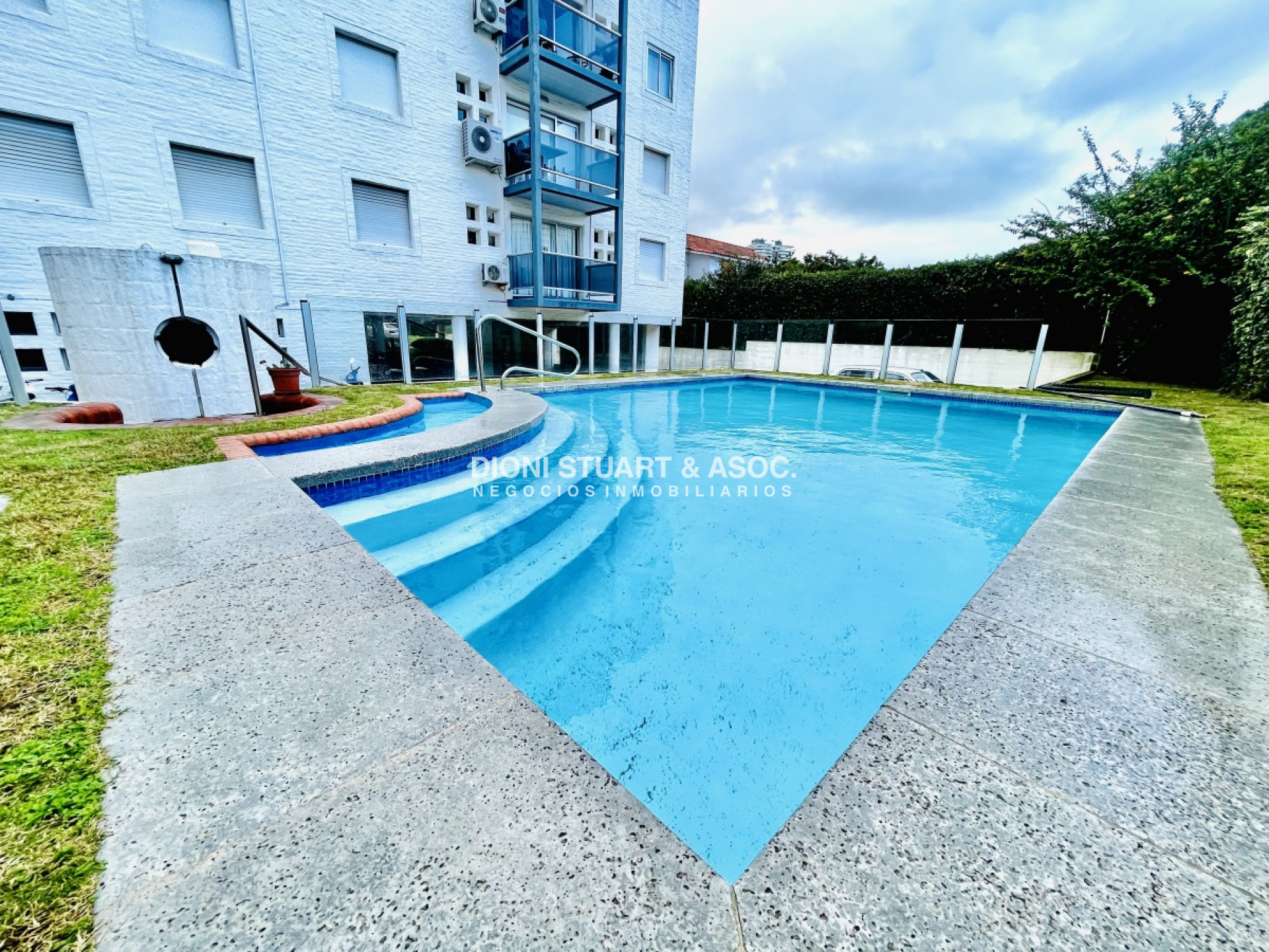 Apartamento ID.505 - Apartamento en Aidy Grill - Edificio Aguamarina -2 dormitorios + 1 baño + balcon - cerca de la playa brava