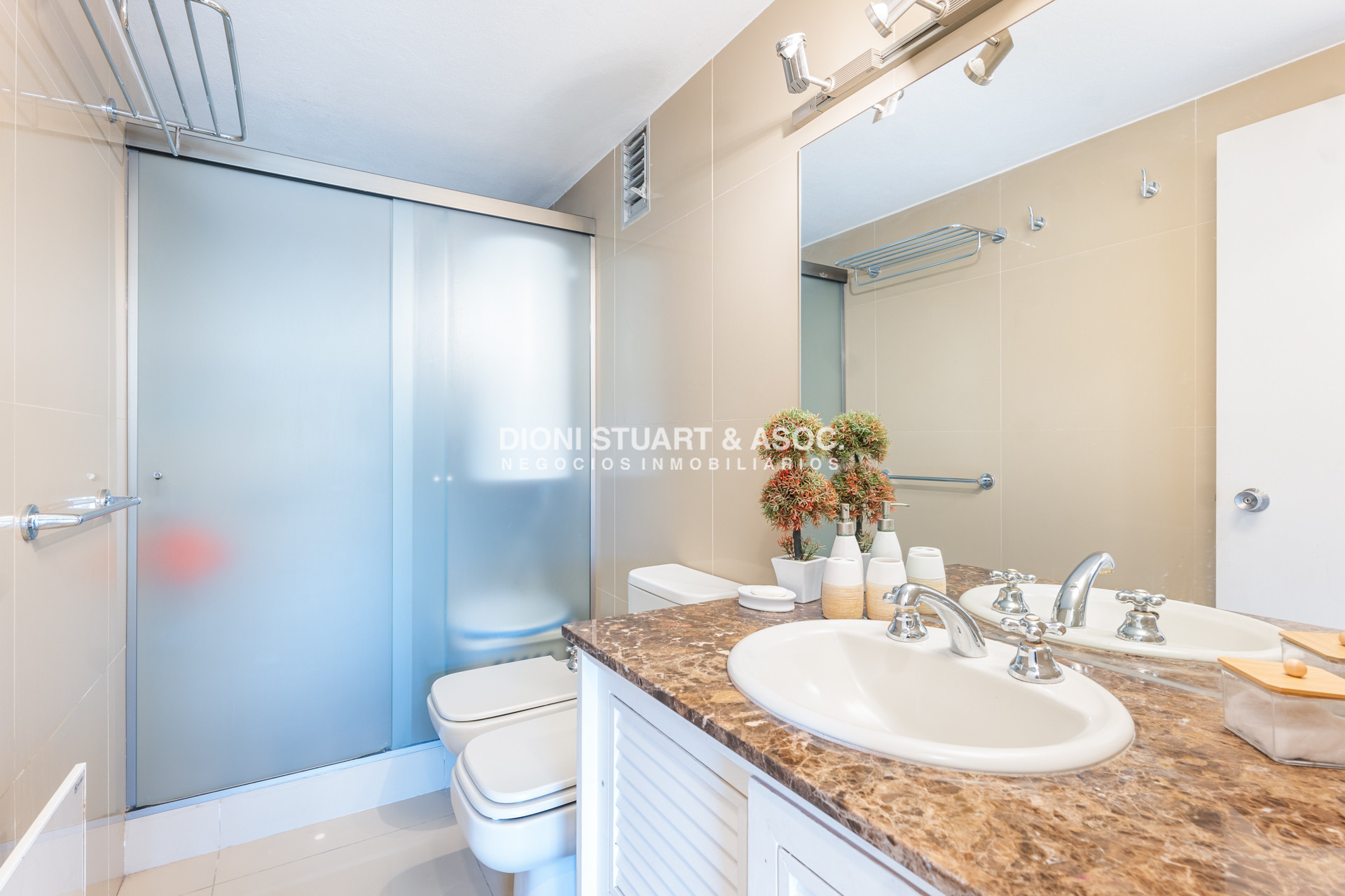 Apartamento ID.711 - Apartamento de 3 Dormitorios En Venta - Reciclado - Complejo Lincoln Center - Torre Washington