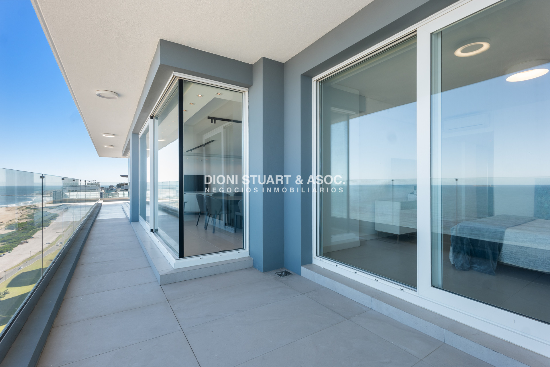 Apartamento ID.829 - DEPARTAMENTO EN VENTA EN LE PARC III UNIFICADO - IMPONENTE