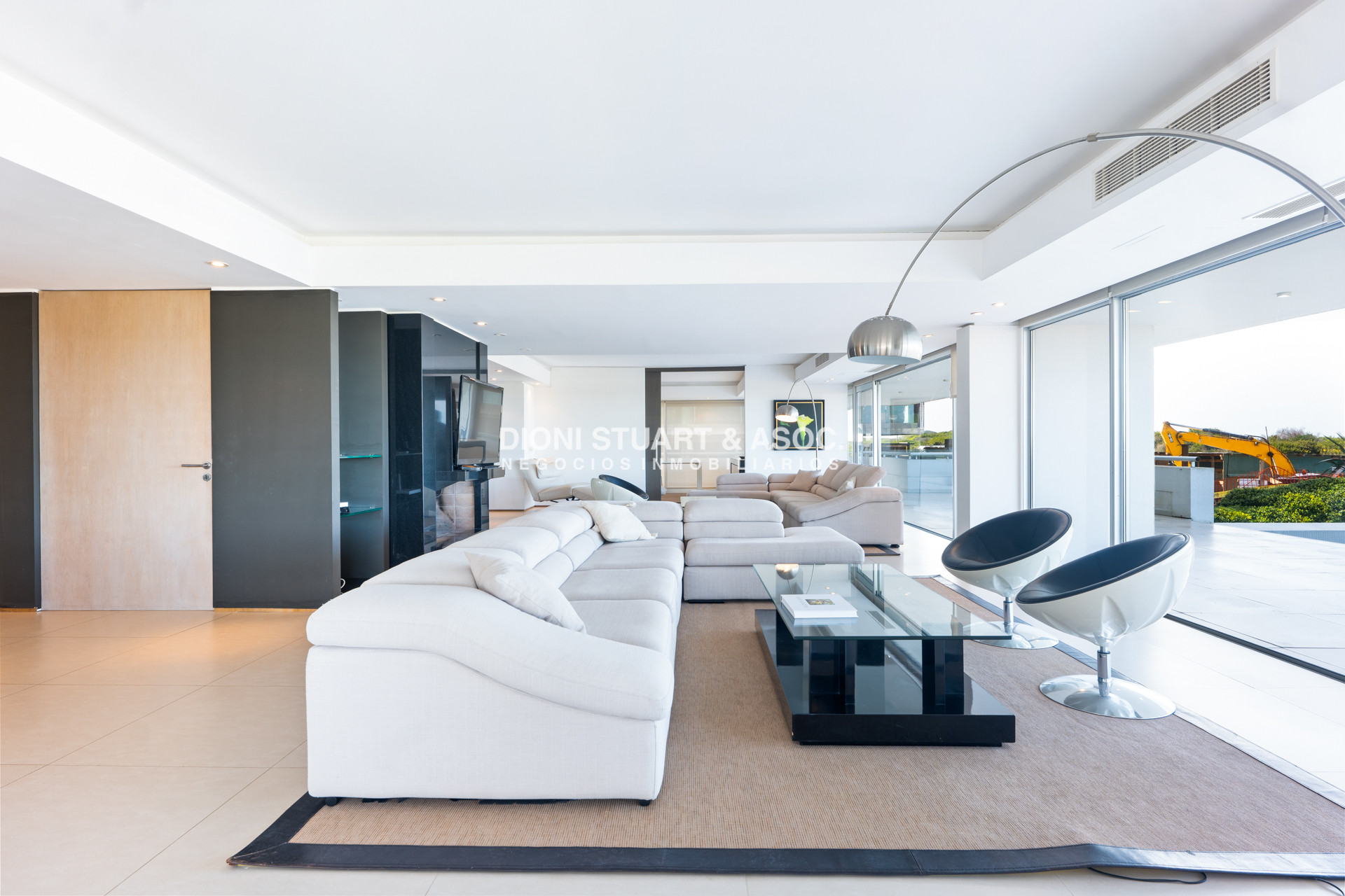 Apartamento ID.756 - DEPARTAMENTO PRIMERA LINEA BRAVA - 4 DORMS EN SUITE - MYTHOS