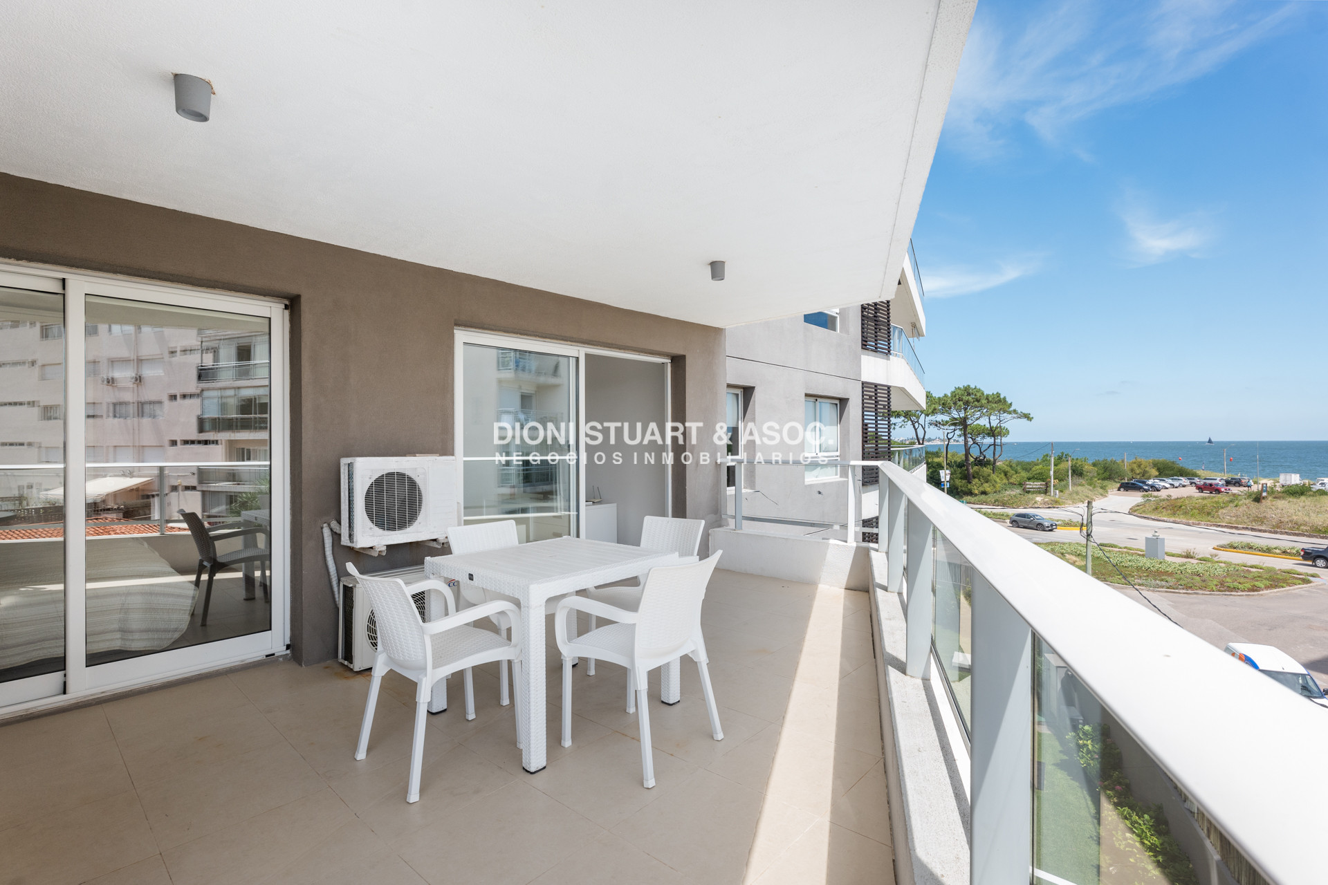 Apartamento ID.16 - Apartamento en Venta Frente Al Mar -  Mansa - Con Parrillero - 1 Dormitorio - Moderno