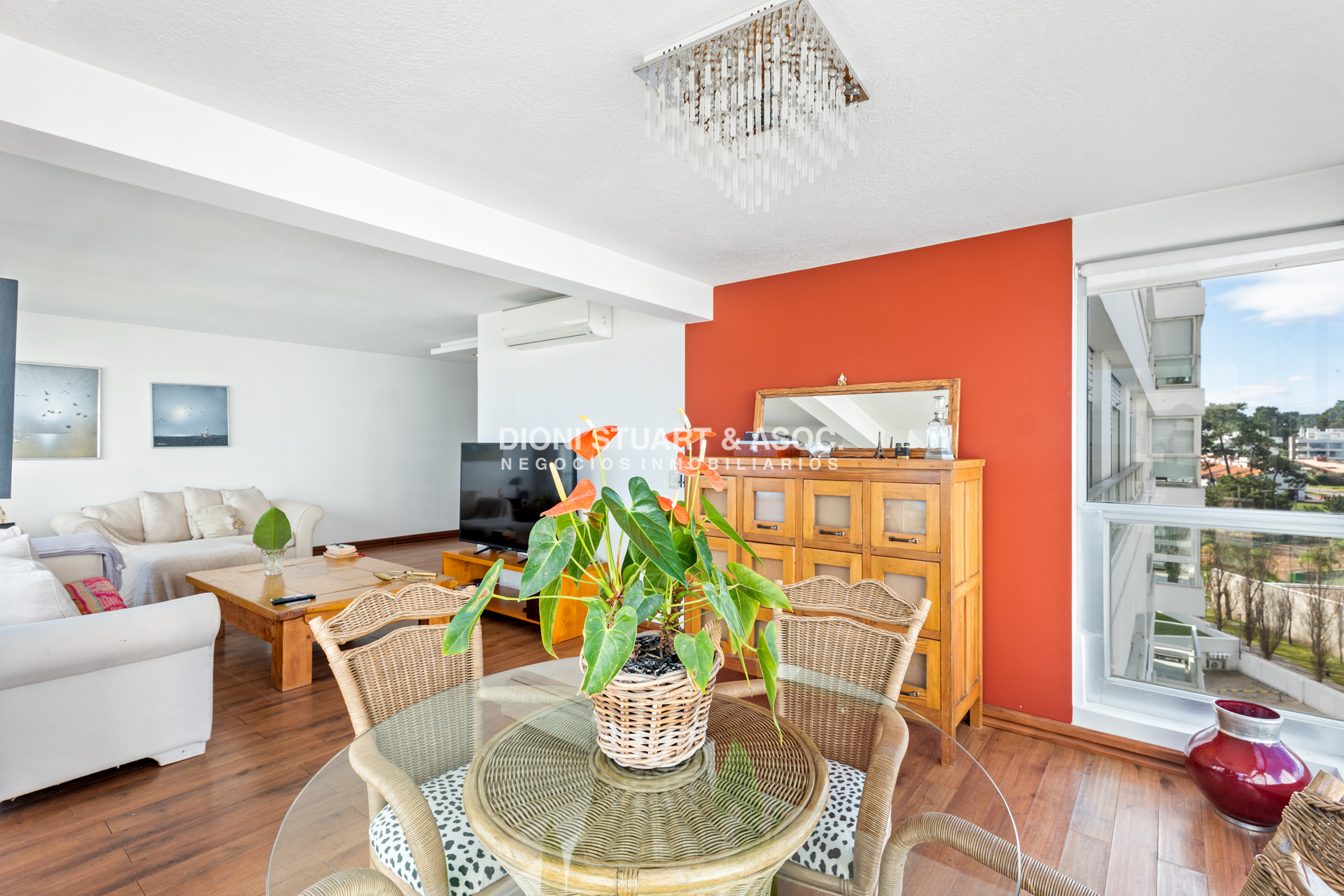 Apartamento ID.665 - DEPARTAMENTO EN VENTA EN PLAYA MANSA - 3 DORM Y DEP. - RECICLADO - COMPLEJO LINCOLN CENTER - TORRE JEFFERSON