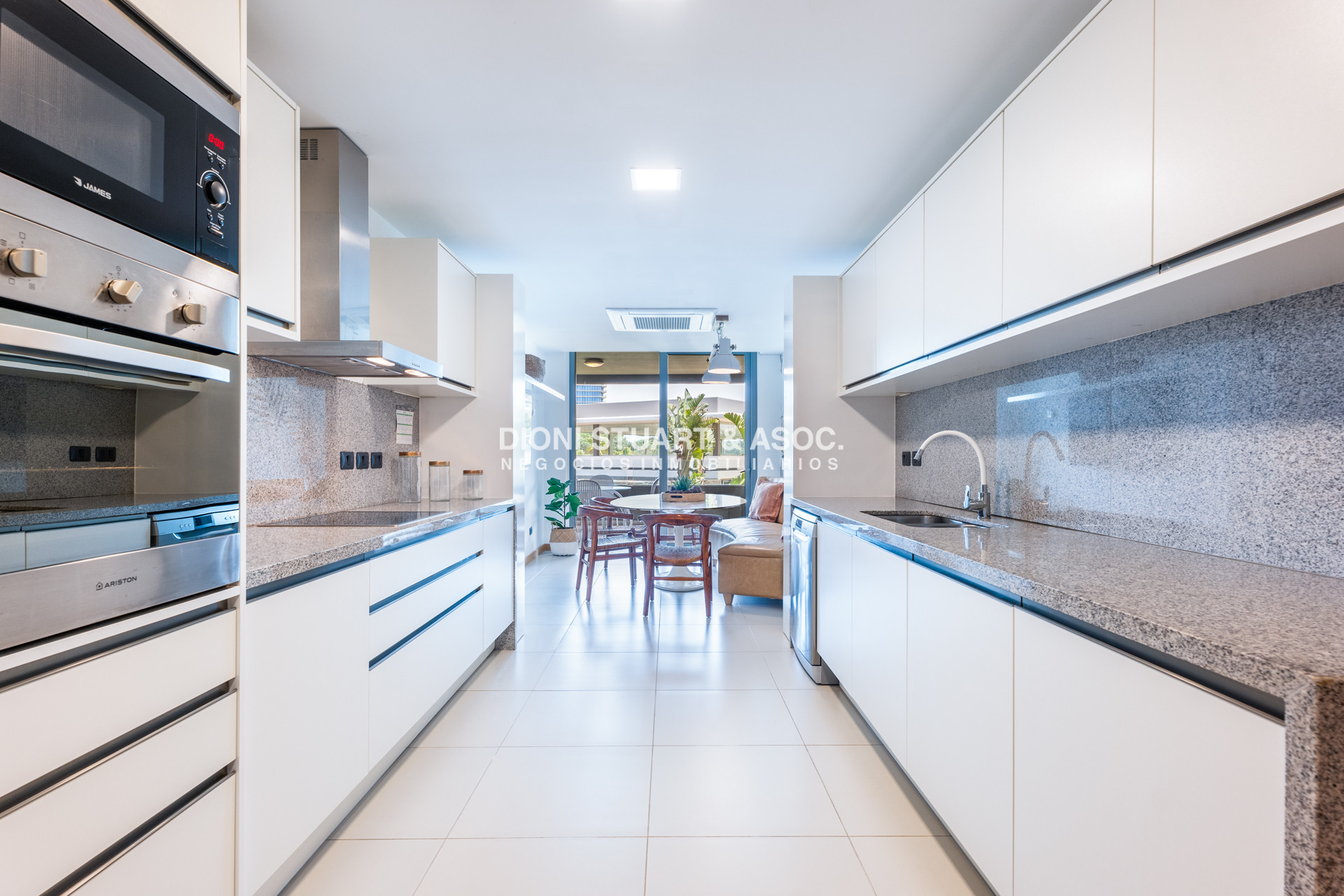 Apartamento ID.874 - Tiburon Terrazas Barra SS - Semi piso con piscina