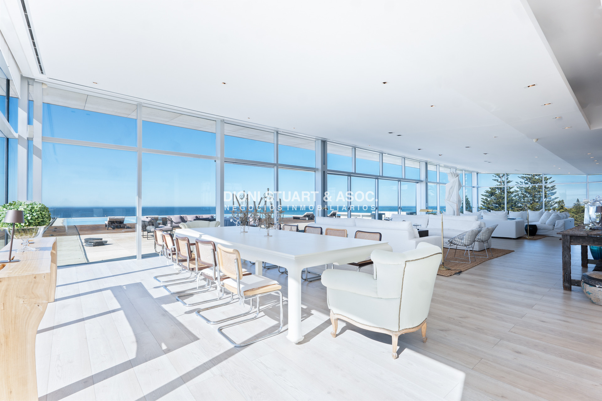 Apartamento ID.1073 - VENTA APARTAMENTO - EDIFICIO ACQUA - 4 SUITES + DEPENDENCIA