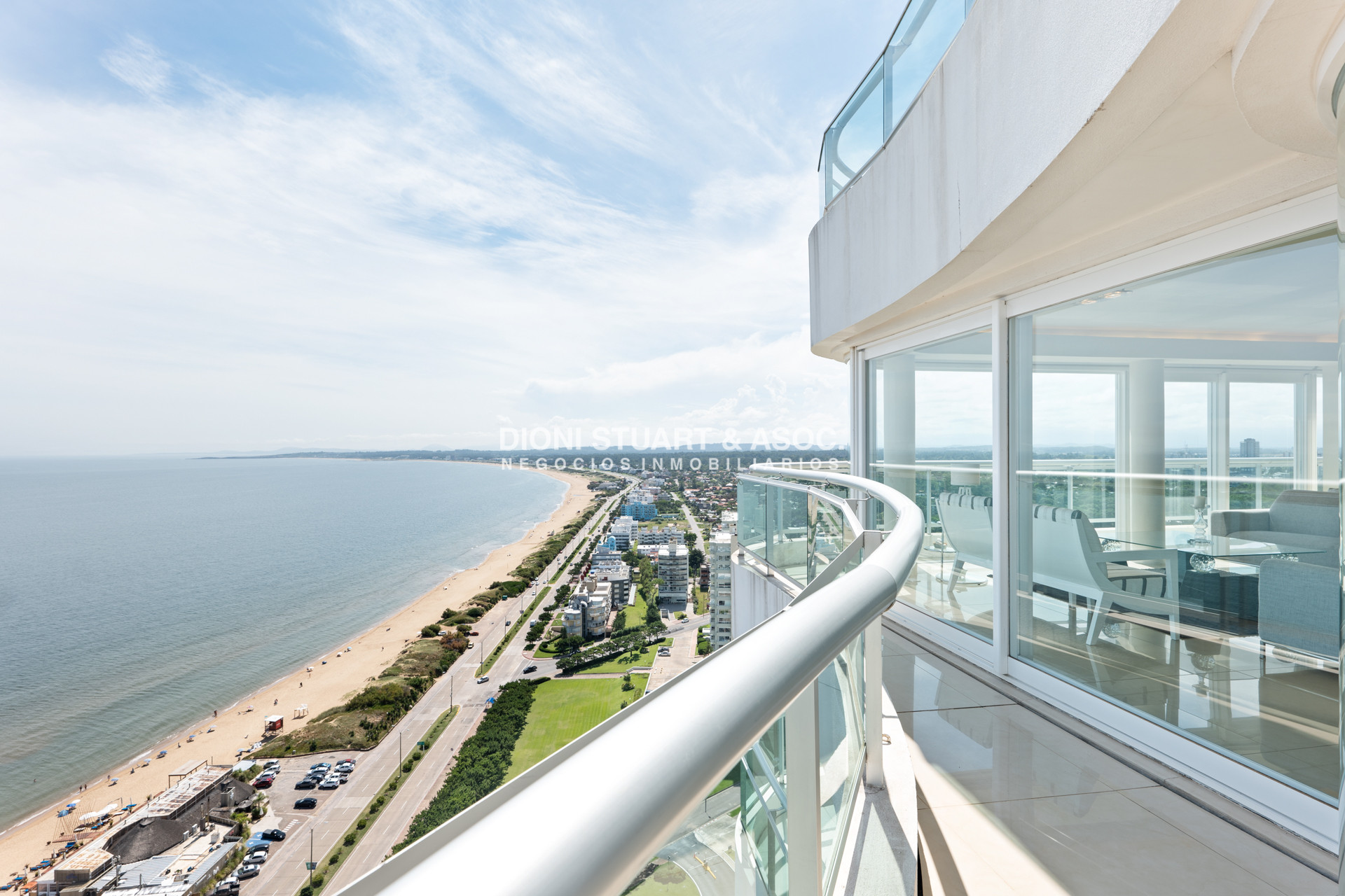 Apartamento ID.223 - TORRE AQUARELA - PENT HOUSE TRIPLEX - ESQUINA PUNTA BALLENA