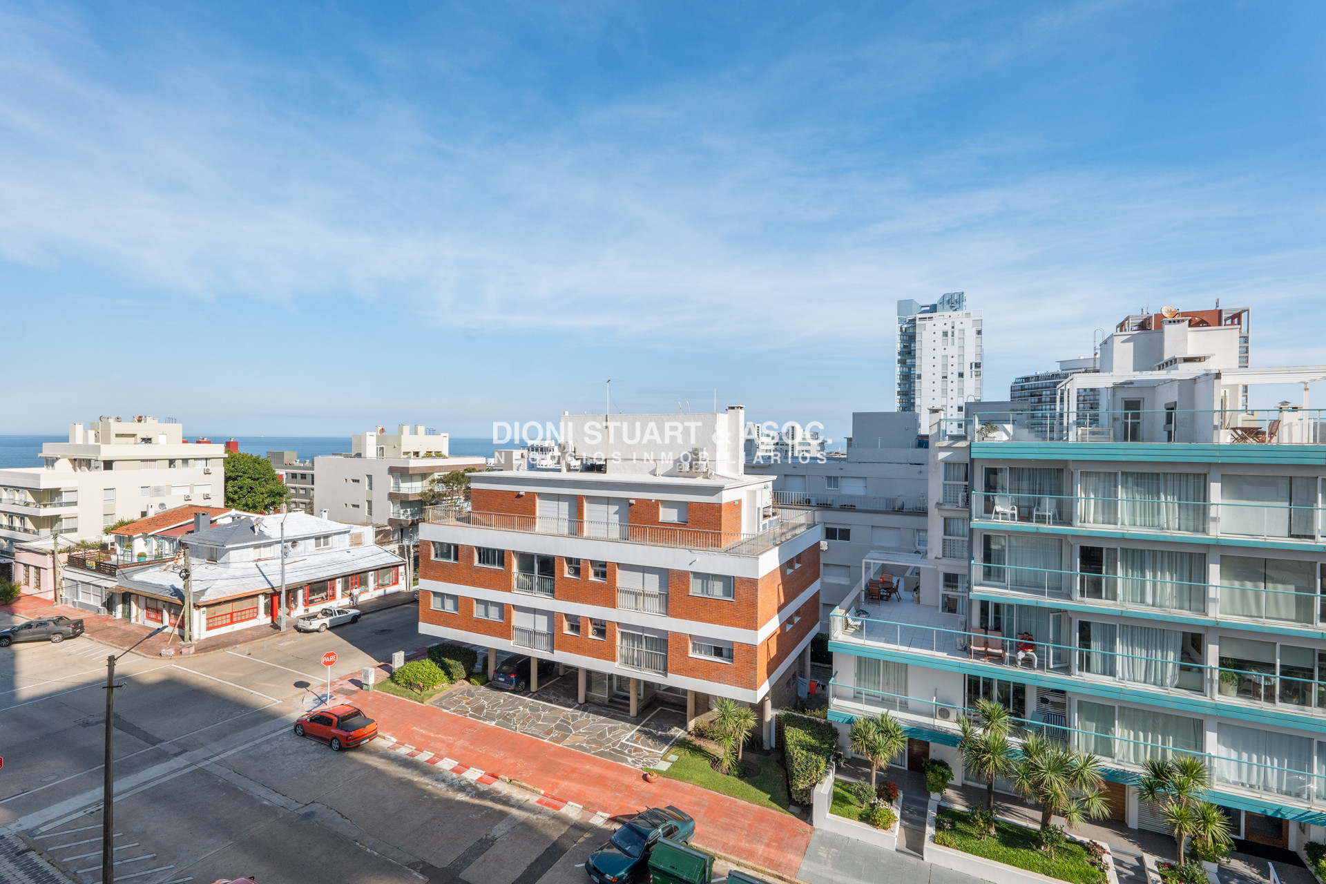 Apartamento ID.962 - APARTAMENTO EN VENTA 2 DORMITORIOS RECICLADO EN EDIFICIO VAN GOOGH - PENINSULA PUNTA DEL ESTE