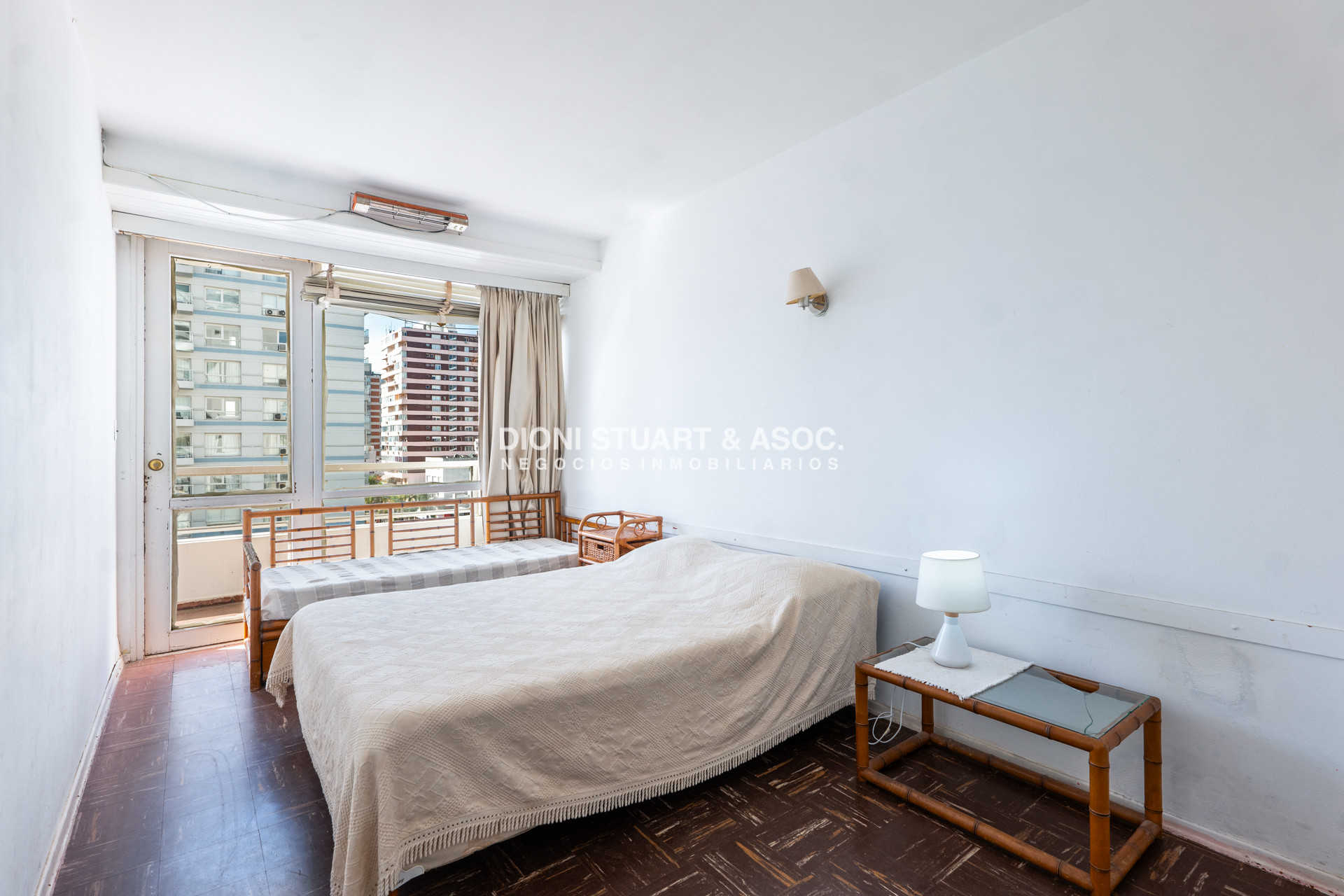 Apartamento ID.961 - APARTAMENTO EN VENTA DE 1 DORM Y MEDIO CON VISTA AL MAR EN LA PENÍNSULA PUNTA DEL ESTE