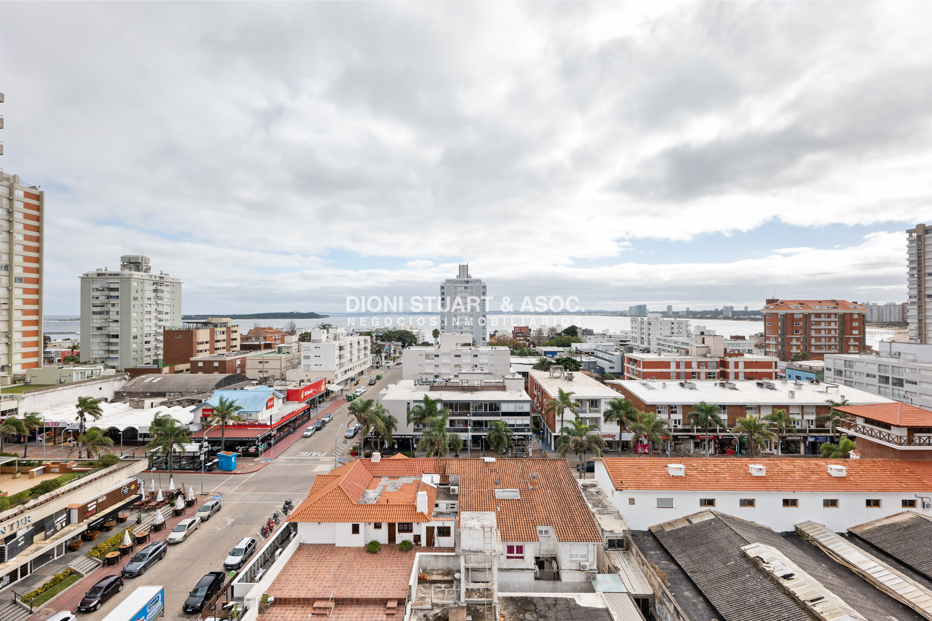 Apartamento ID.681 - Apartamento En Venta - En Gorlero - Peninsula - 2 Dormitorios - Edificio Michelangelo