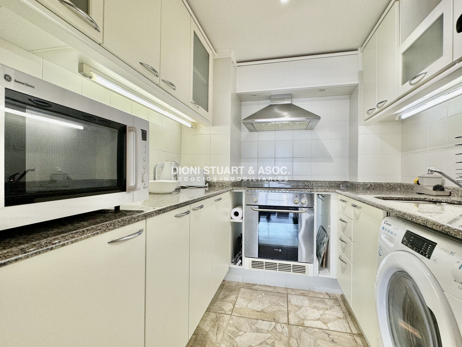 Apartamento ID.43 - APARTAMENTO DE 2 DORMITORIOS EN ALQUILER DE TEMPORADA FRENTE AL MAR  TORRE WASHINGTON COMPLEJO LINCOLN CENTER