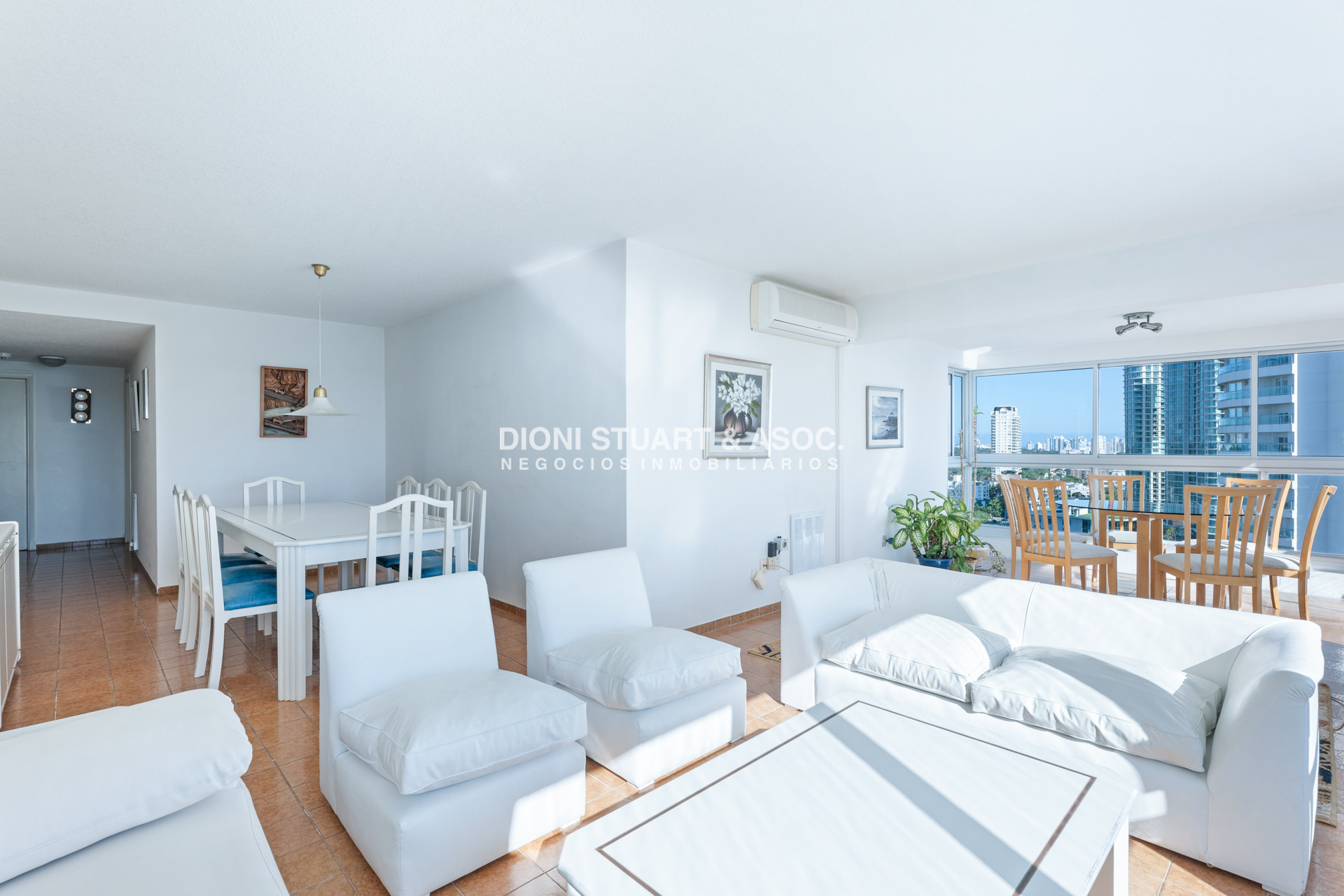 Apartamento ID.149 - Apartamento en Venta - Torre Jefferson - 3 Dormitorios + Dep. - Complejo Lincoln Center - Playa Mansa