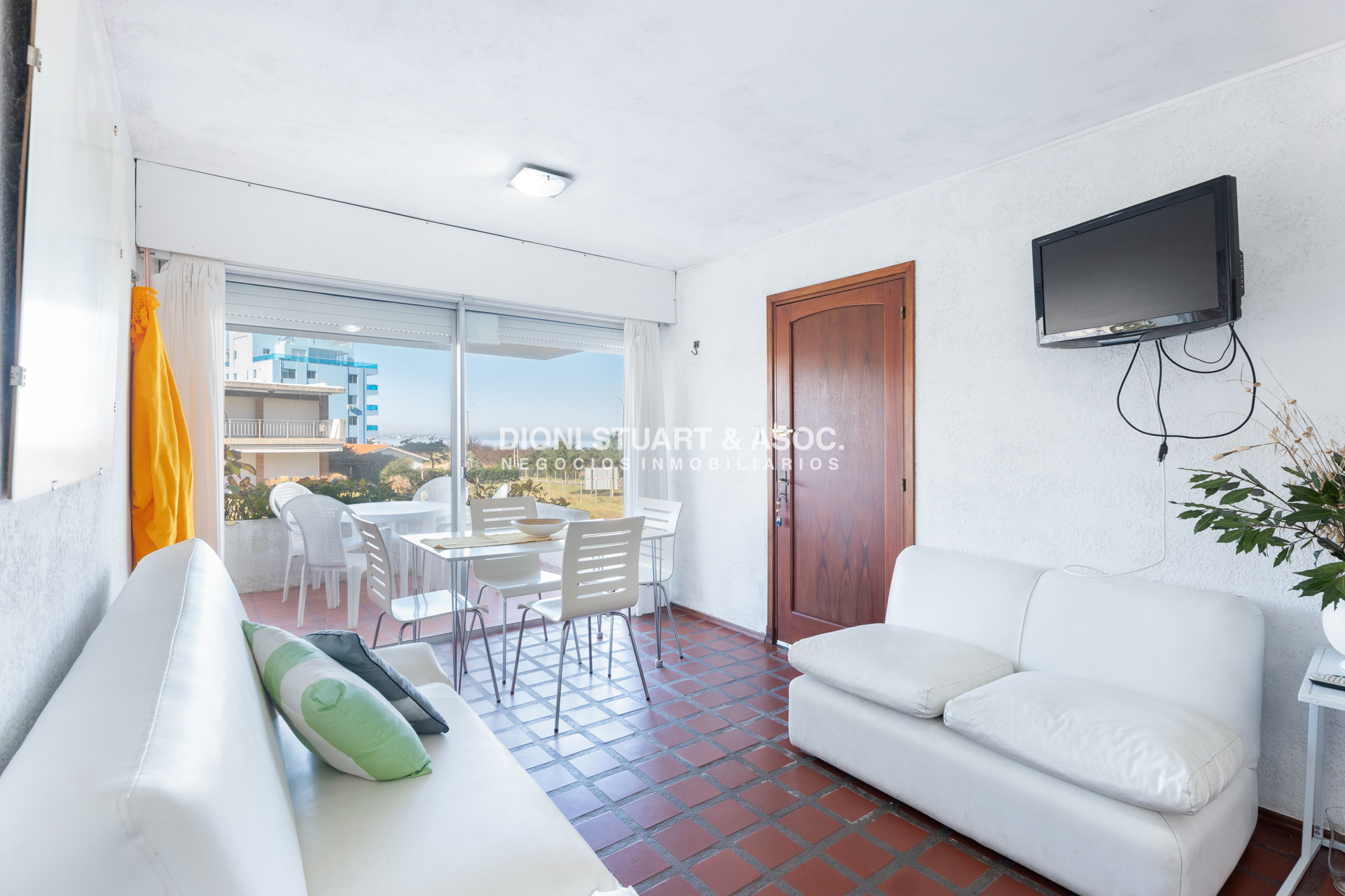 Apartamento ID.728 -  Oportunidad- Apartamento Frente al Mar - 1 Dormitorio - Bajas Expensas