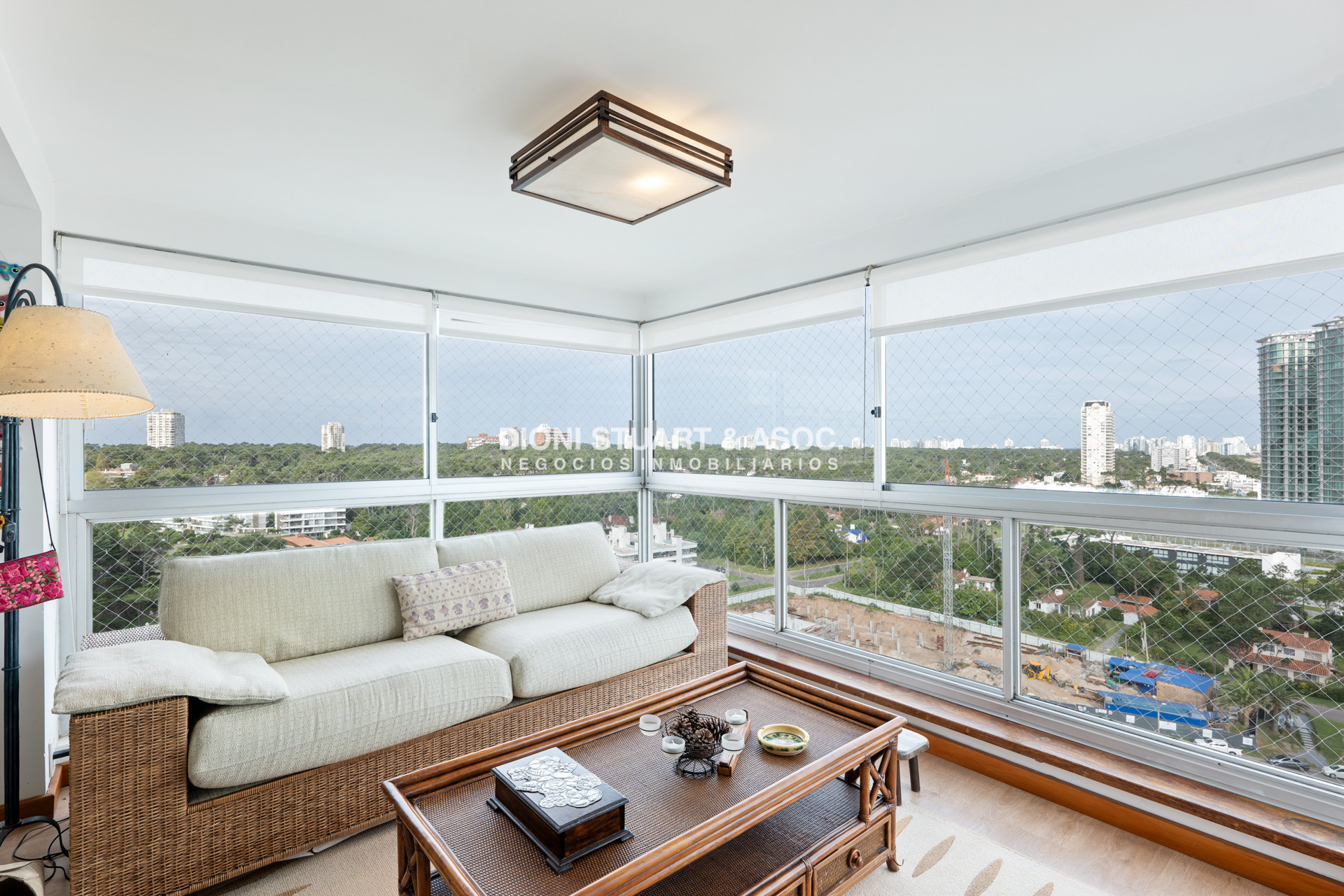 Apartamento ID.395 - Alquiler Por Invierno - 2 Dorm + Dependencia - Complejo Lincoln Center - Todos los Amenities
