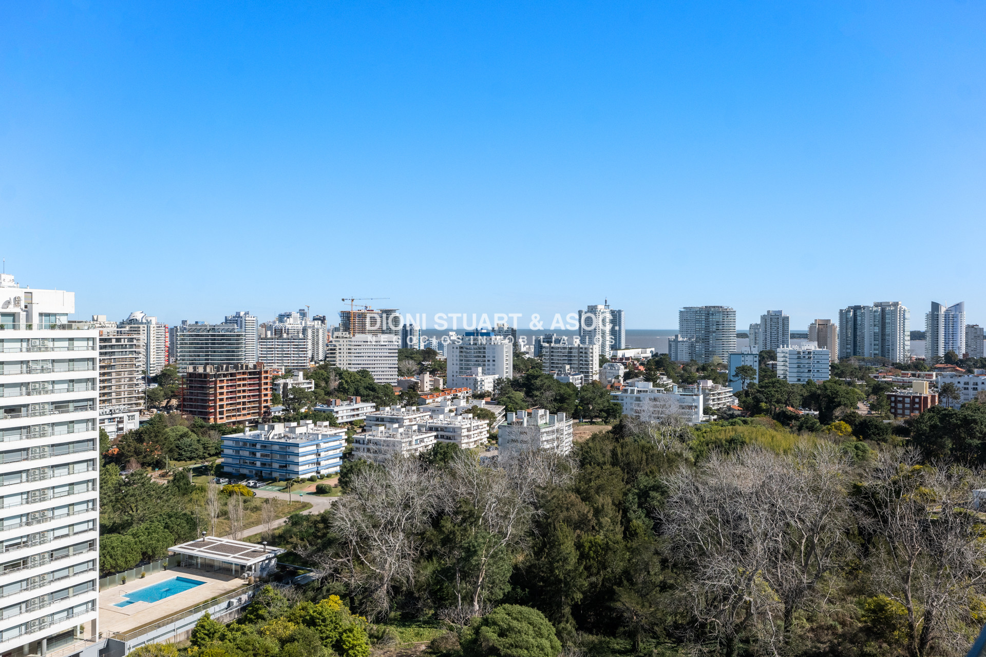 Apartamento ID.1067 - VENTA APARTAMENTO 4 DORMITORIOS PLAYA BRAVA - EDIFICIO ONE I