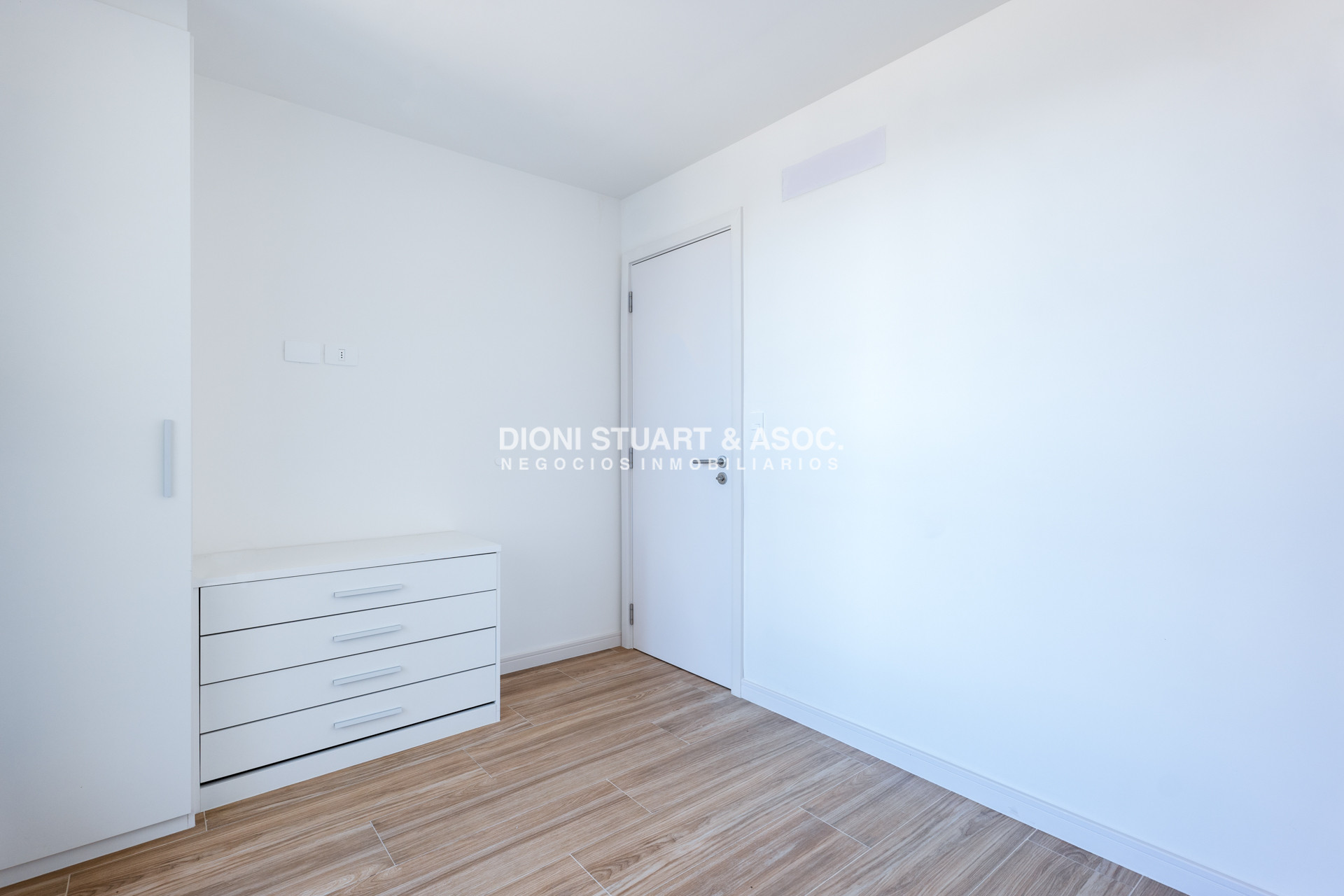 Apartamento ID.871 - APARTAMENTO A ESTRENAR EN PLAYA BRAVA PUNTA DEL ESTE - 1 DORMITORIO - EDIF. SIGLO SOL II - BAJAS EXPENSAS
