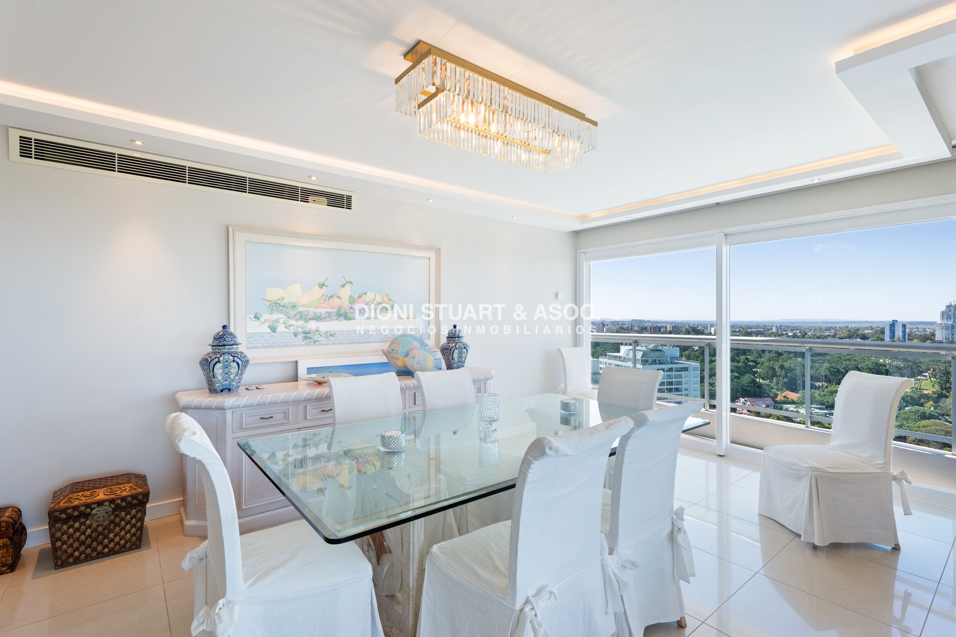 Apartamento ID.651 - Edificio Aquarela  - 2 Dormitorios en Suite + Dependencia