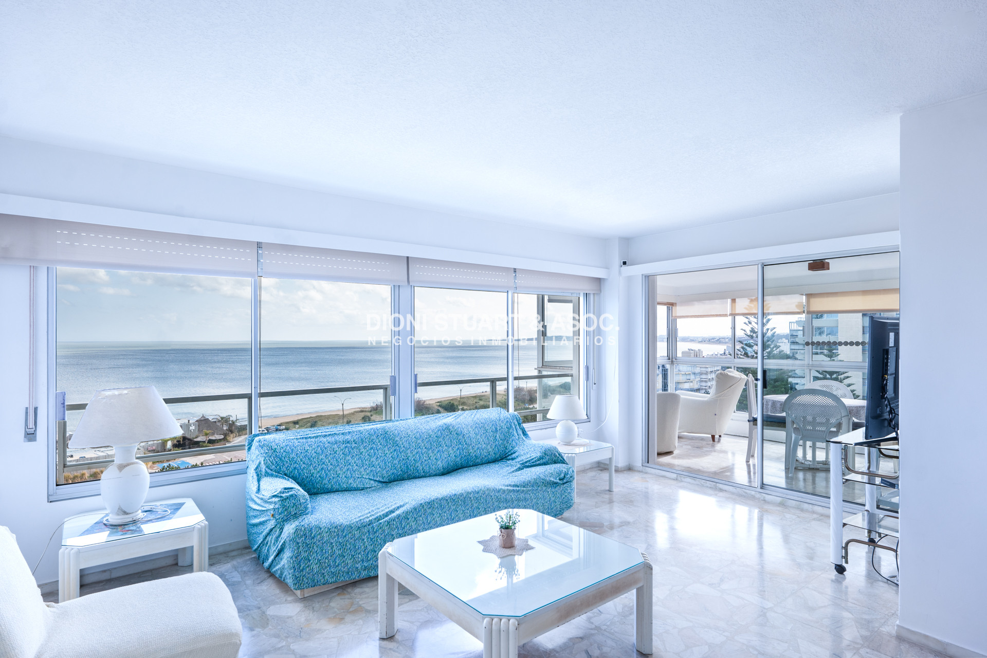 Apartamento ID.1059 - ALQUILER APARTAMENTO 3 DORMITORIOS FRENTE AL MAR PLAYA MANSA - COMPLEJO LINCOLN CENTER