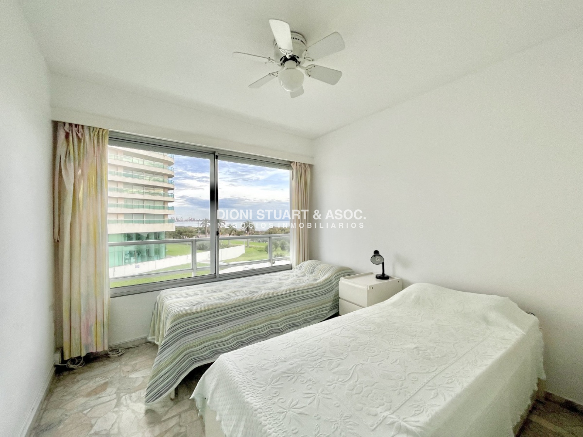 Apartamento ID.470 - TORRE WASHINGTON ESQUINERO DE 3 DORMITORIOS EN VENTA
