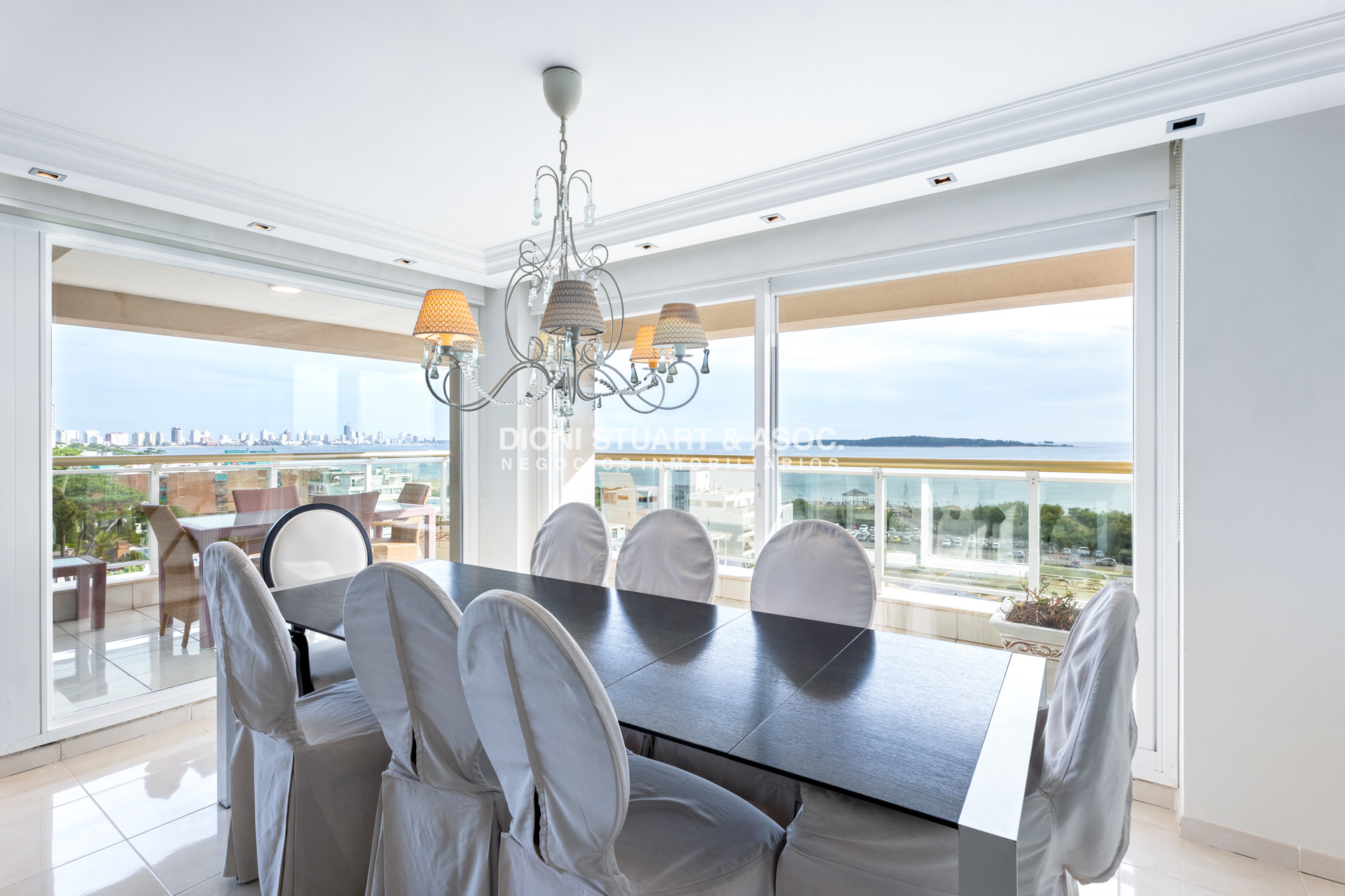 Apartamento ID.902 - DEPARTAMENTO EN VENTA EN LE JARDIN - ESQUINERO - 3 DORMITORIOS EN SUITE