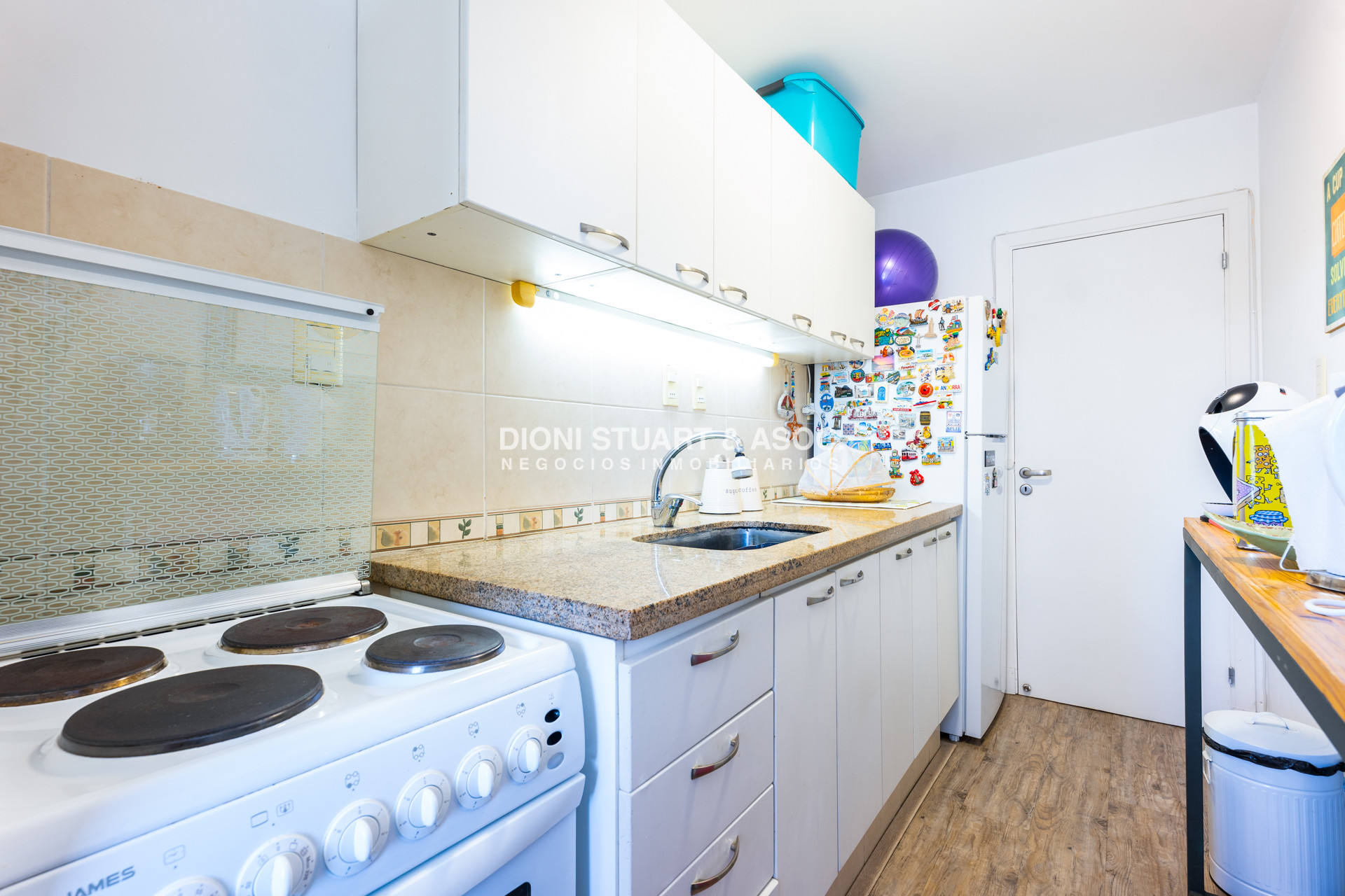 Apartamento ID.882 - DEPARTAMENTO EN VENTA EN ROOSEVELT - 2 DORMITORIOS - EXCELENTE SOL - JARDINES DEL COUNTRY