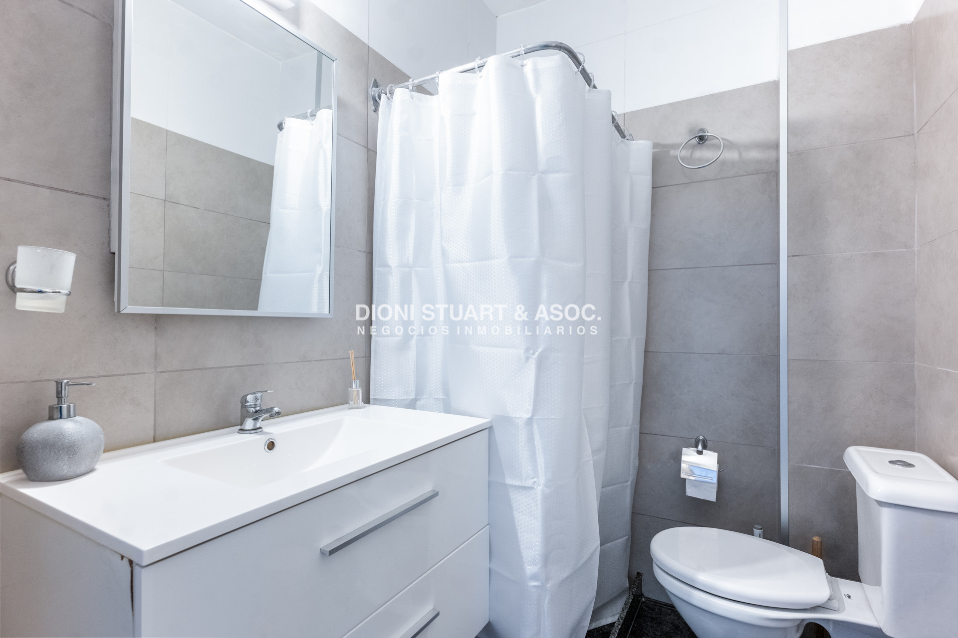 Apartamento ID.1115 - VENTA APARTAMENTO 1 DORMITORIO PUNTA DEL ESTE - CERCA DE LA PLAYA - IDEAL INVERSIÓN