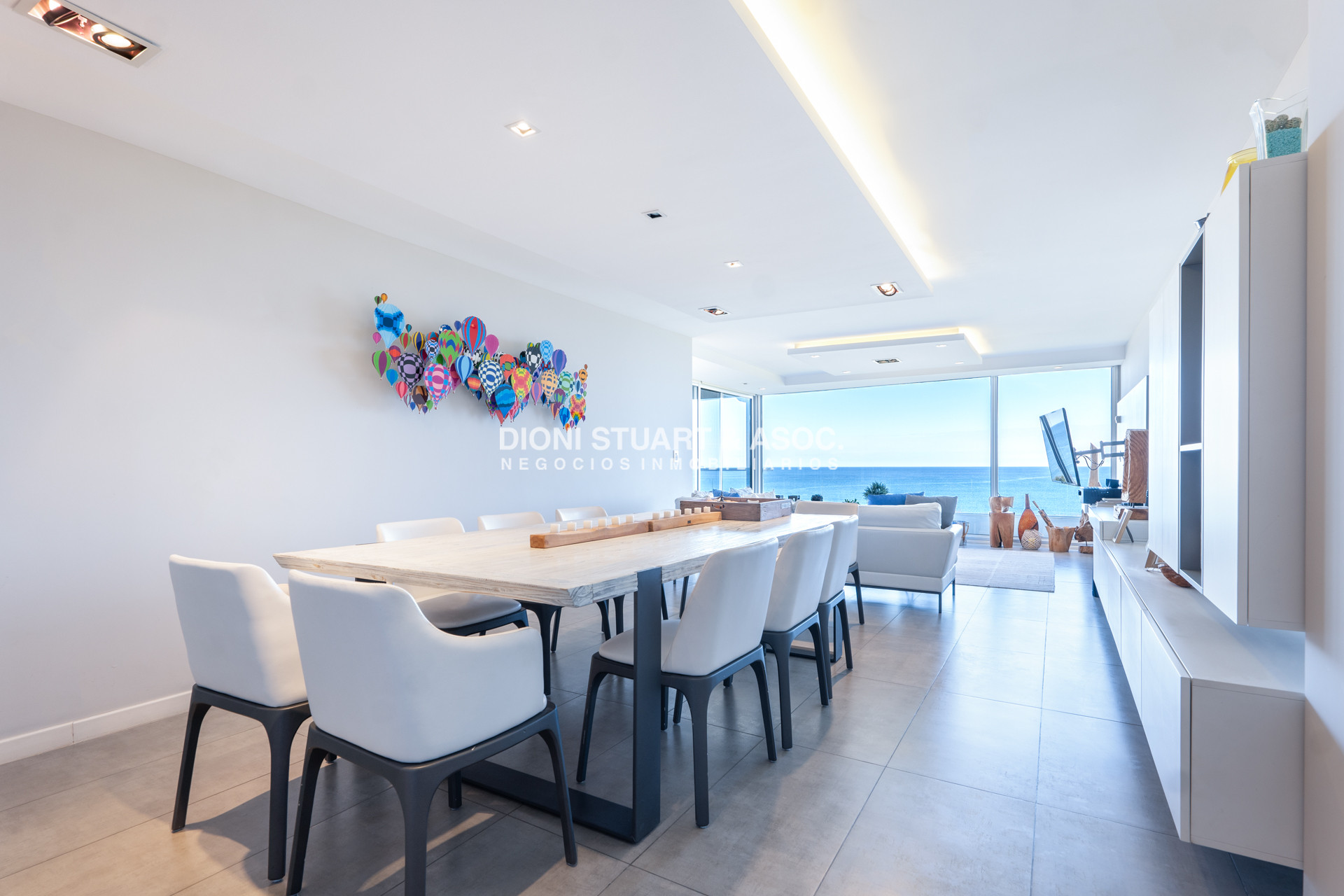 Apartamento ID.1017 - APARTAMENTO EN VENTA - PLAYA MANSA - LUMIERE - ESQUIENRO - 3 DORM + DEP. SERV