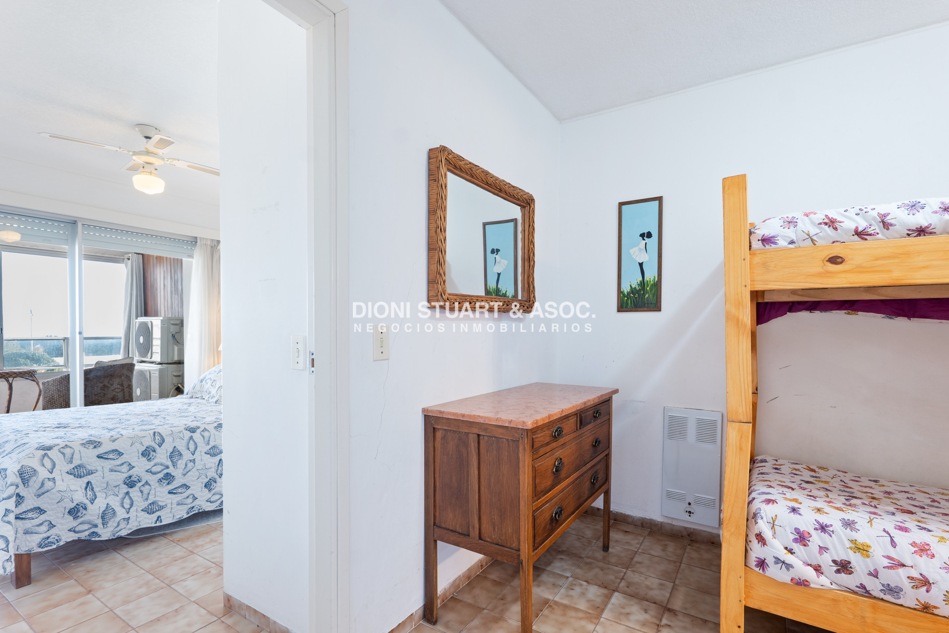 Apartamento ID.26 - Alquiler Frente al Mar (Febrero - Carnaval y Turismo Libre) - 1 Dormitorio y Medio - 4 Personas - Piscina y Serv. de Playa - Complejo Lincoln Center