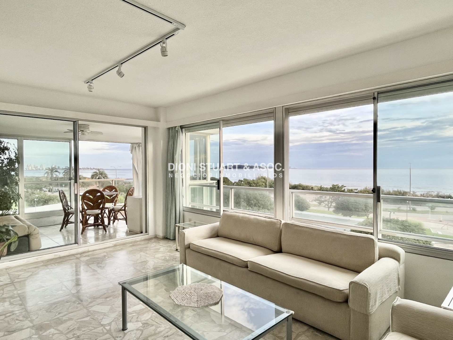 Apartamento ID.470 - TORRE WASHINGTON ESQUINERO DE 3 DORMITORIOS EN VENTA