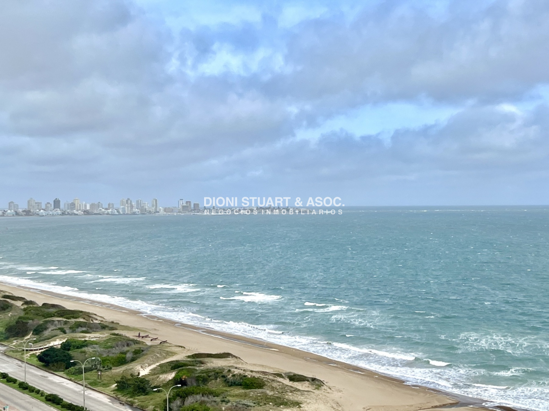 Apartamento ID.509 - APARTAMENTO EN ALQUILER FRENTE AL MAR DE 3 DORMITORIOS - TODOS LOS AMENITIES - TORRE WASHINGTON - COMPLEJO LINCOLN CENTER
