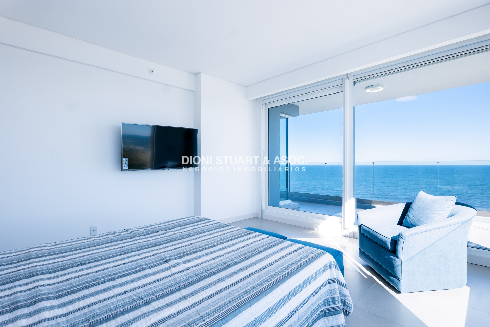 Apartamento ID.829 - DEPARTAMENTO EN VENTA EN LE PARC III UNIFICADO - IMPONENTE