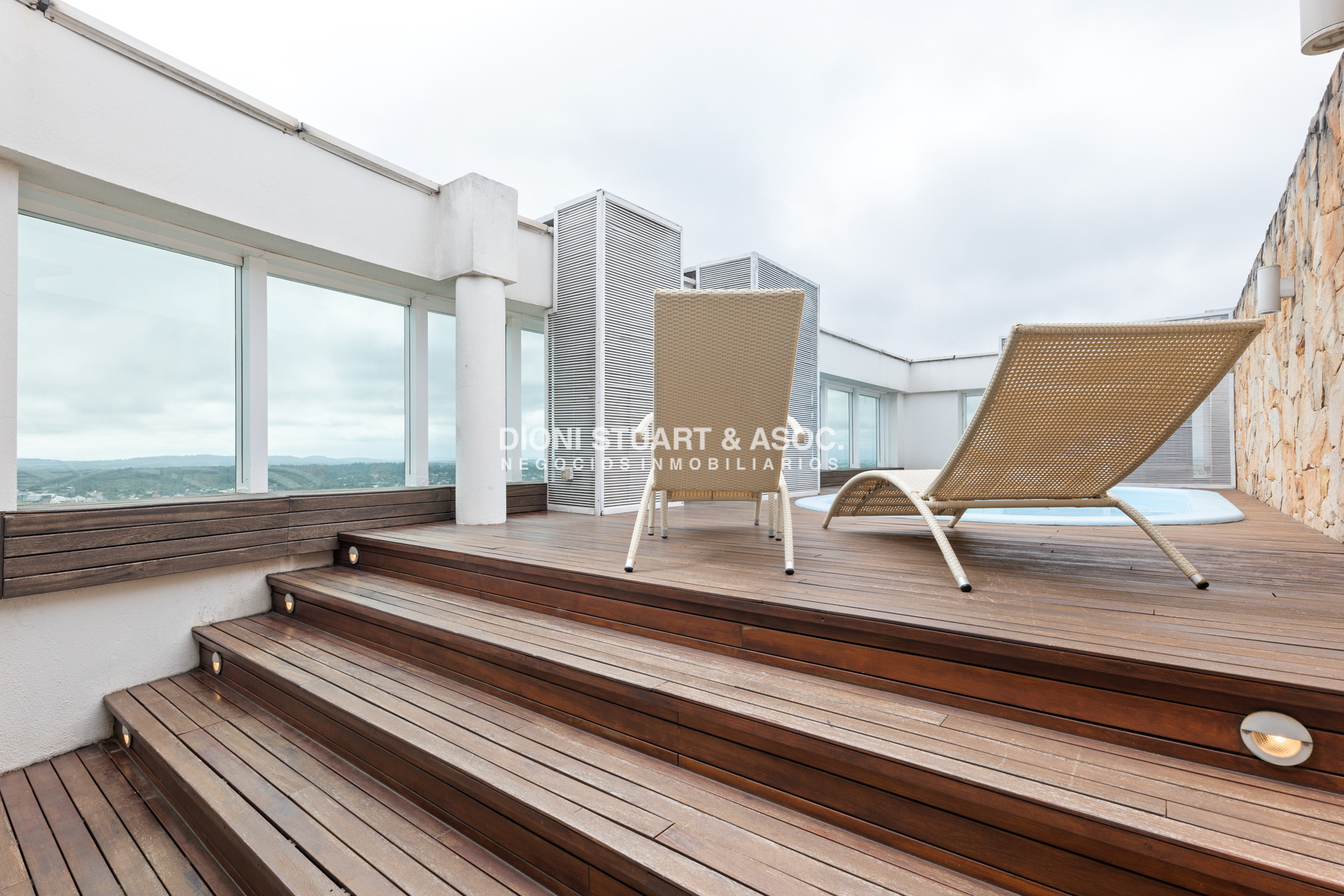 Apartamento ID.223 - TORRE AQUARELA - PENT HOUSE TRIPLEX - ESQUINA PUNTA BALLENA