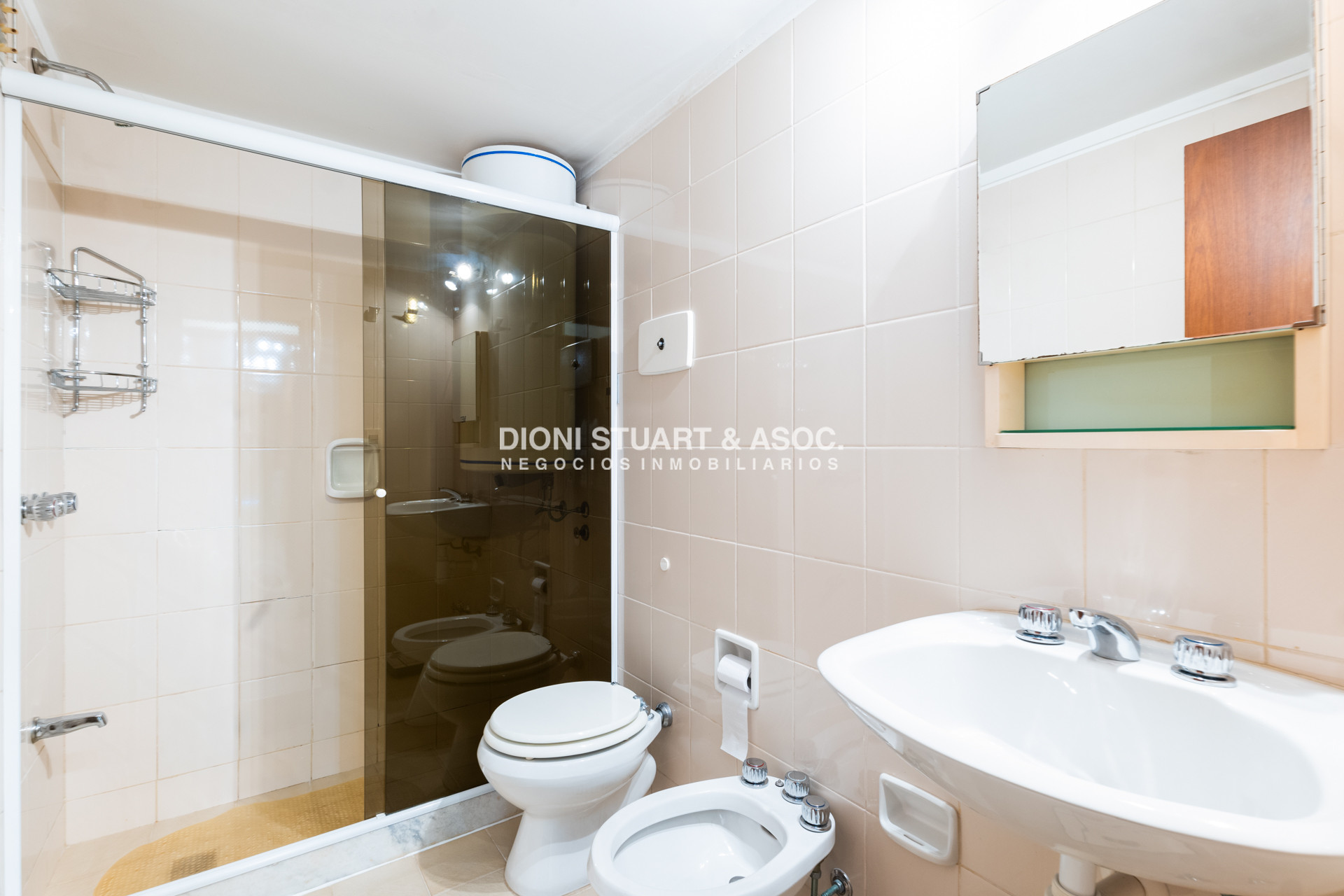 Apartamento ID.749 - Edificio Carmel - Apartamento de 3 Dorm y Dep. - Punta del Este