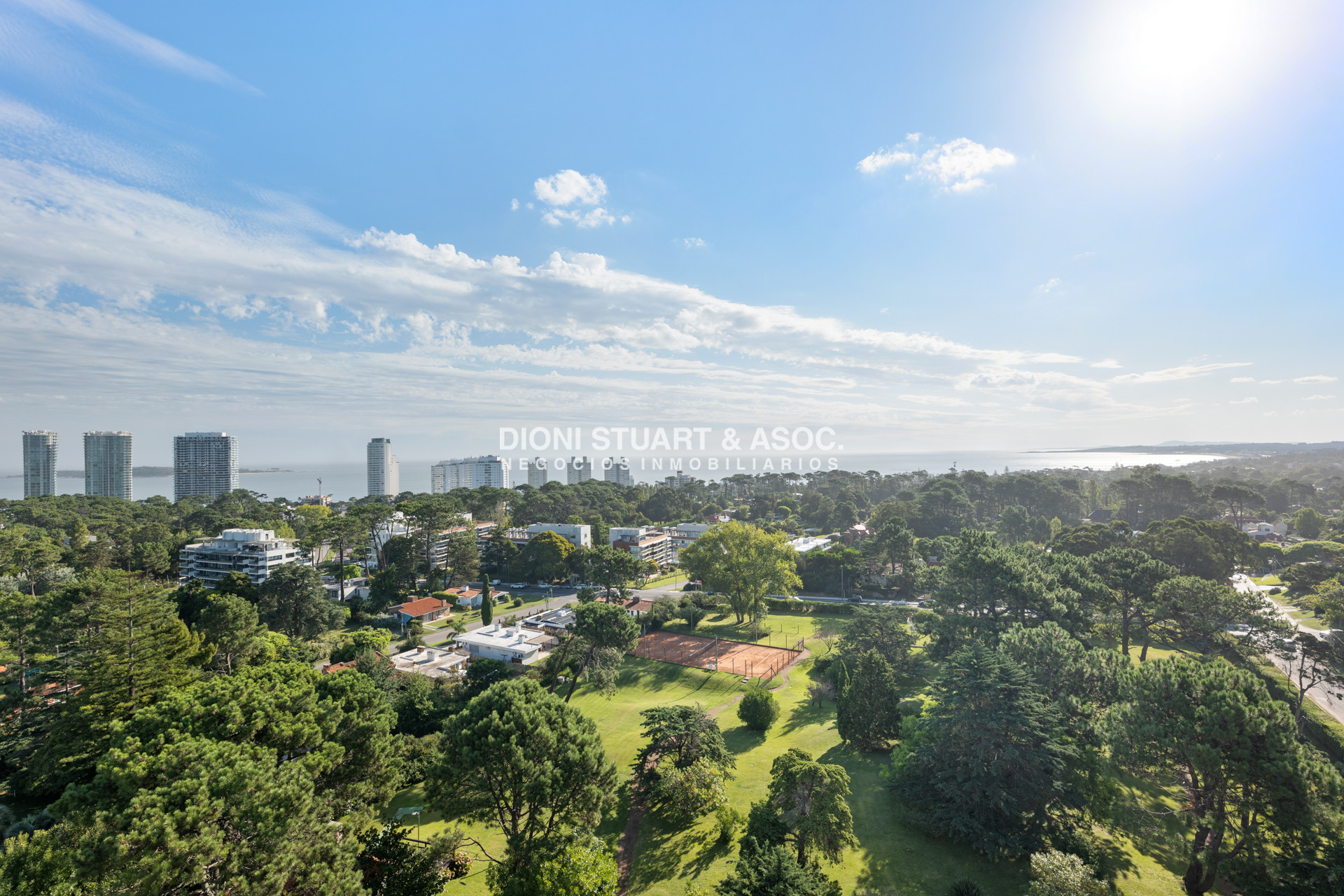 Apartamento ID.636 - Oportunidad - Apartamento en Roosevelt - 2 Dormitorios - Vista al Mar - Orientación Sol - Parquemar Roosevelt