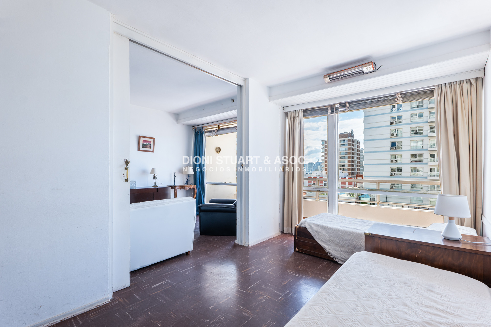 Apartamento ID.961 - APARTAMENTO EN VENTA DE 1 DORM Y MEDIO CON VISTA AL MAR EN LA PENÍNSULA PUNTA DEL ESTE
