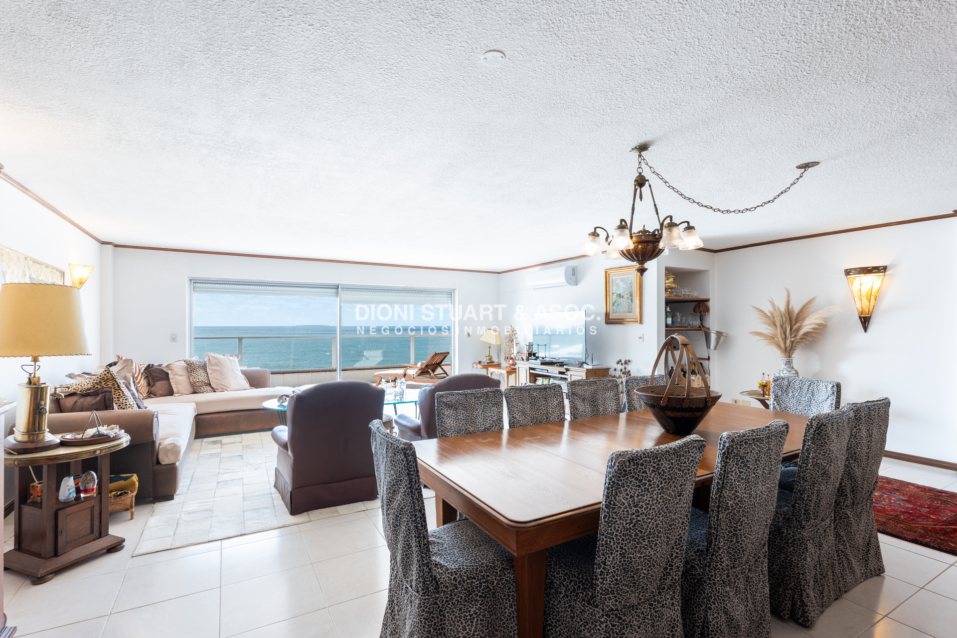 Apartamento ID.750 - Pent House En Peninsula - Edificio Carmel - 3 Dorm y Dep. 