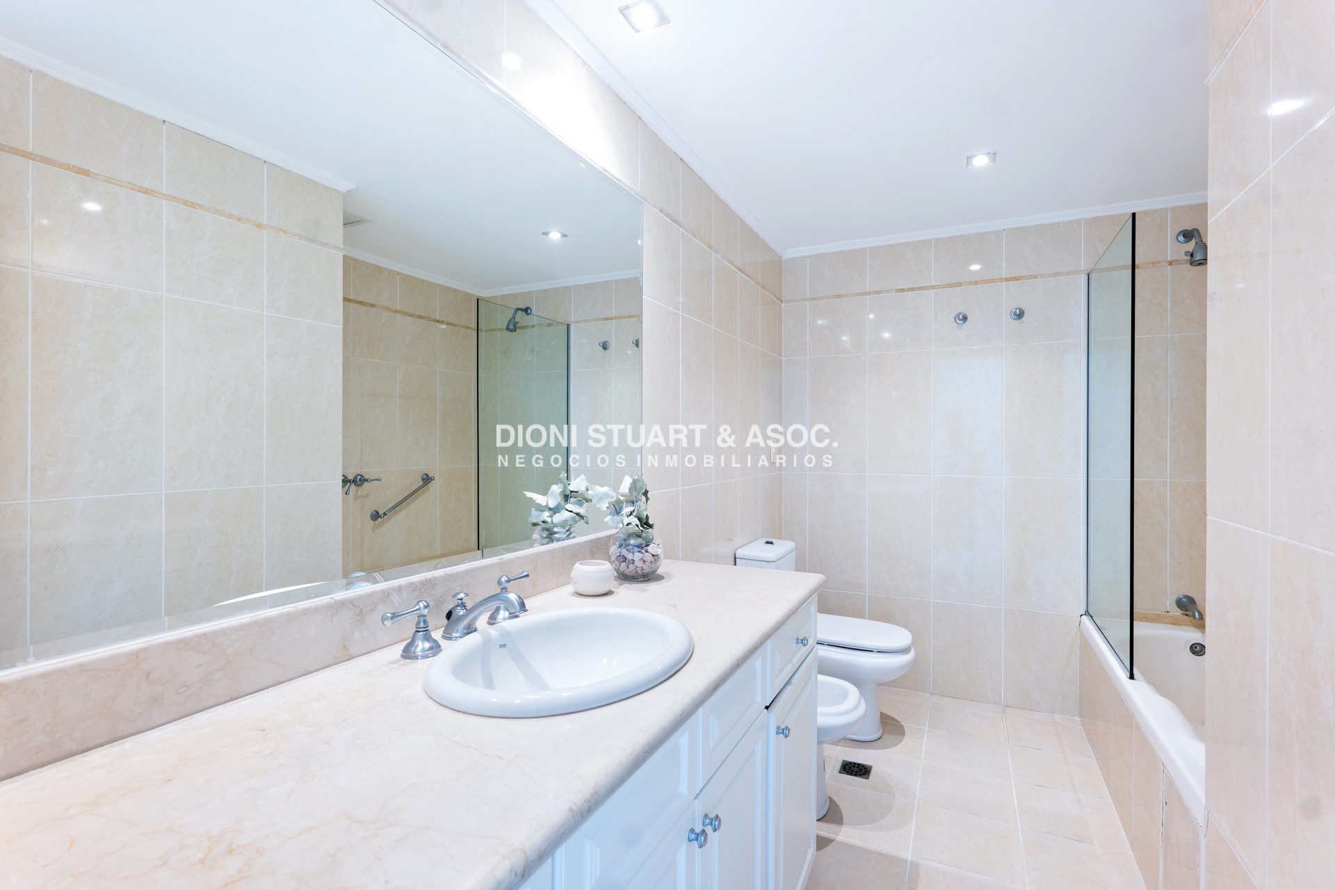 Apartamento ID.799 - DEPARTAMENTO EN MILLENIUM TOWER EN VENTA ESQUINERO DE 3 DORMITORIOS EN SUITE + DEP.