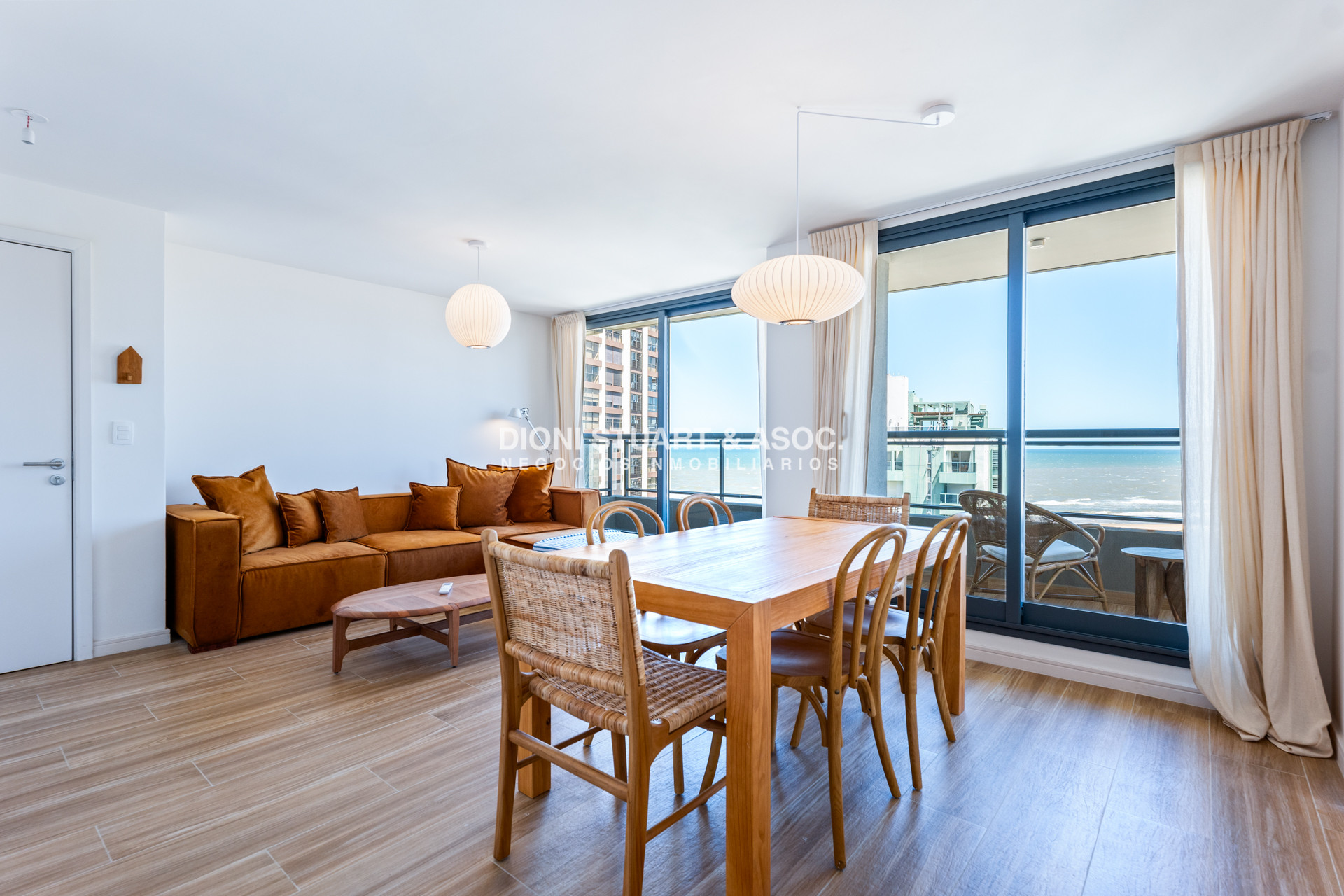 Apartamento ID.867 - APARTAMENTO EN PLAYA BRAVA PUNTA DEL ESTE - 2 DORMITORIOS - EDIF. SIGLO SOL II - BAJAS EXPENSAS