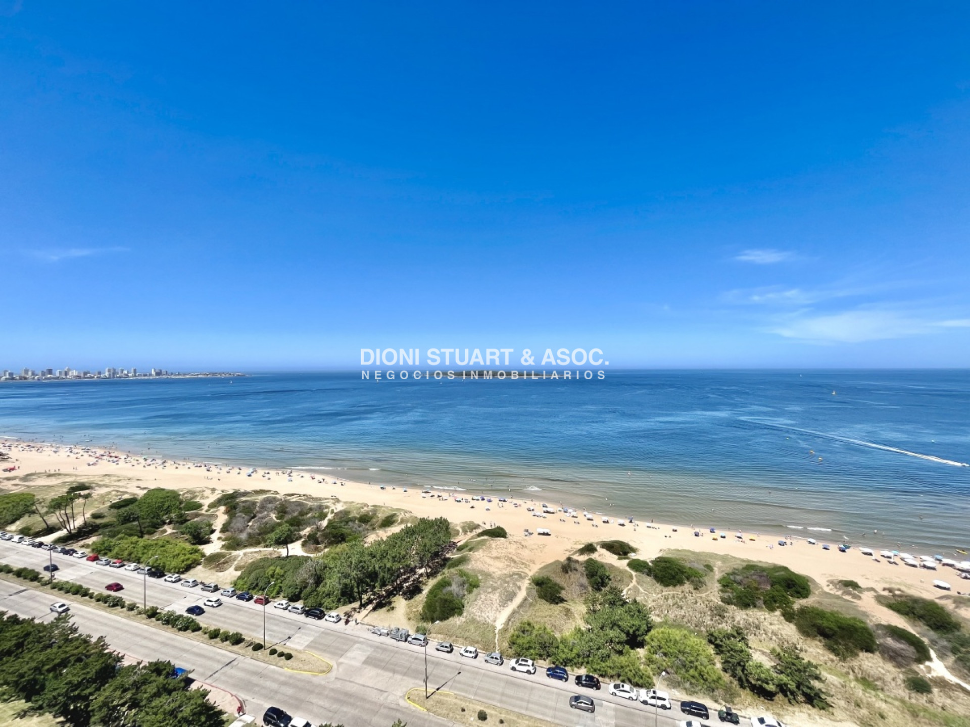 Apartamento ID.385 - Fendi Chateau - Piso Alto -  Esquinero a Punta del Este 