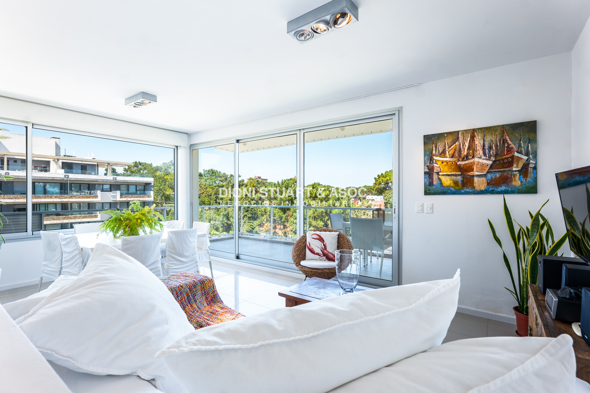 Apartamento ID.925 - DEPARTAMENTO PENT HOUSE EN VENTA - 3 DORM Y DEP. - PARRILLERO - PLAYA MANSA