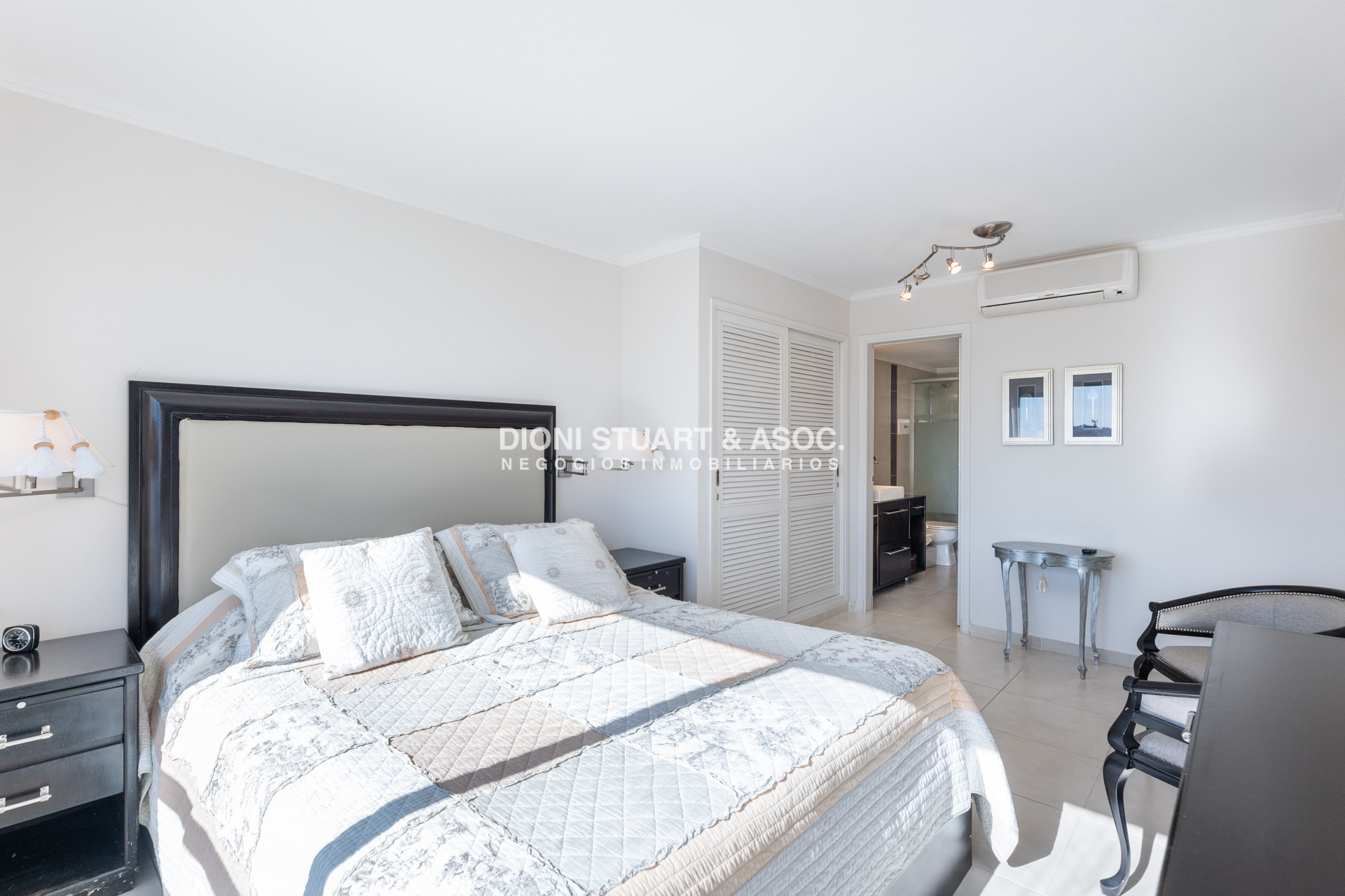 Apartamento ID.724 - APARTAMENTO FRENTE AL MAR DE 3 DORMITORIOS EN ALQUILER DE TEMPORADA - RECICLADO - TORRE WASHINGTON - COMPLEJO LINCOLN CENTER