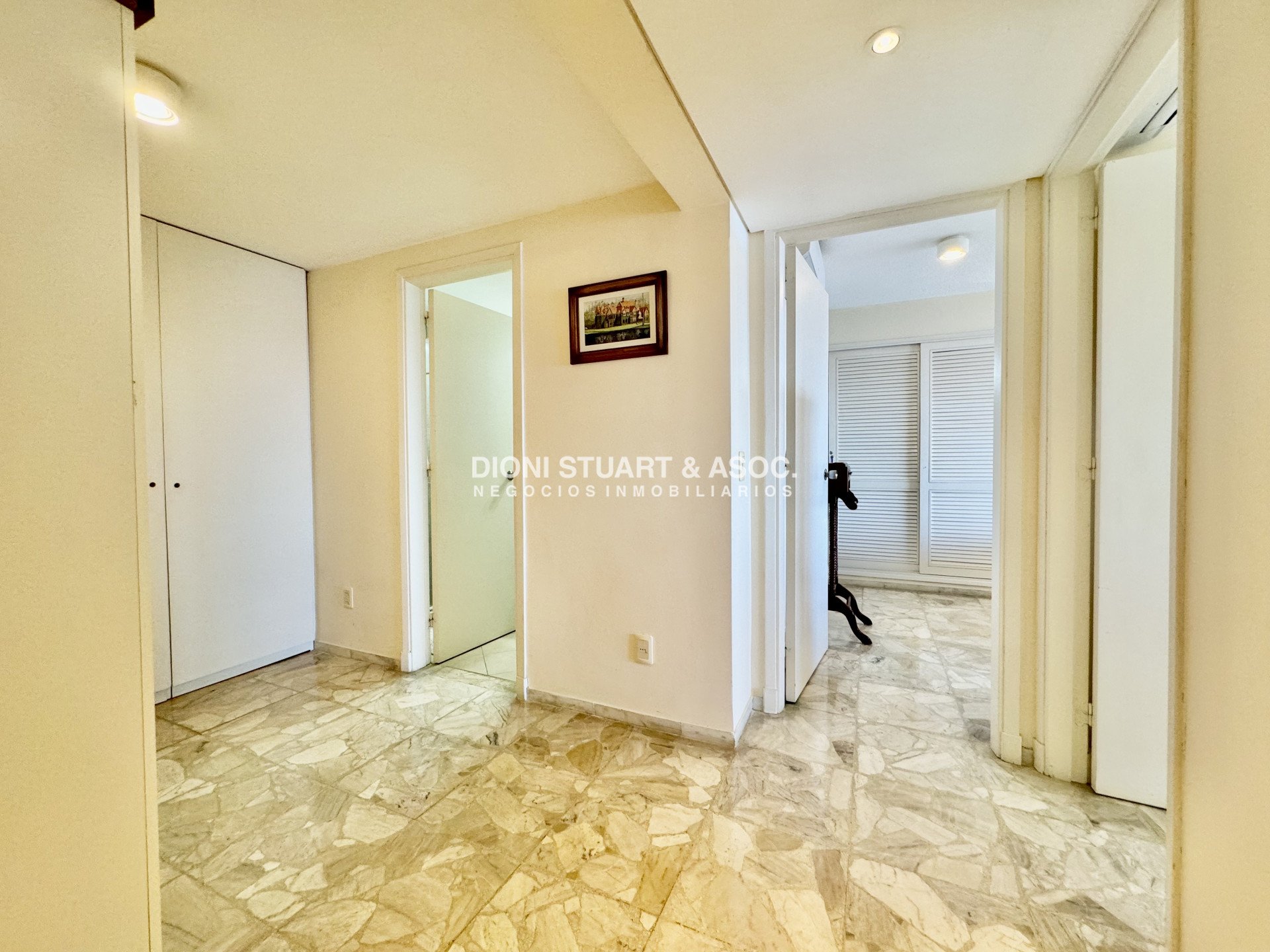 Apartamento ID.43 - APARTAMENTO DE 2 DORMITORIOS EN ALQUILER DE TEMPORADA FRENTE AL MAR  TORRE WASHINGTON COMPLEJO LINCOLN CENTER